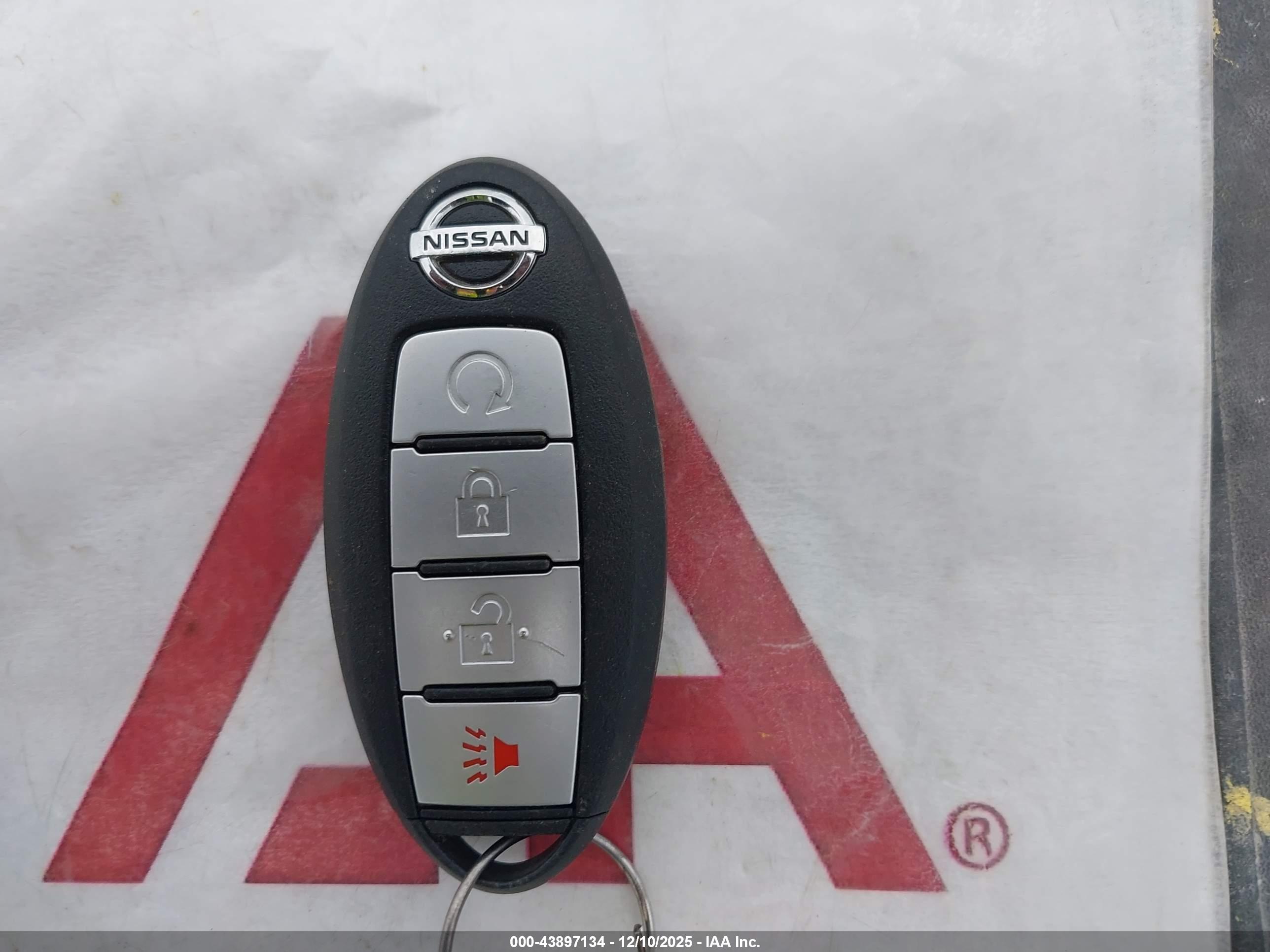 NISSAN MURANO image 11