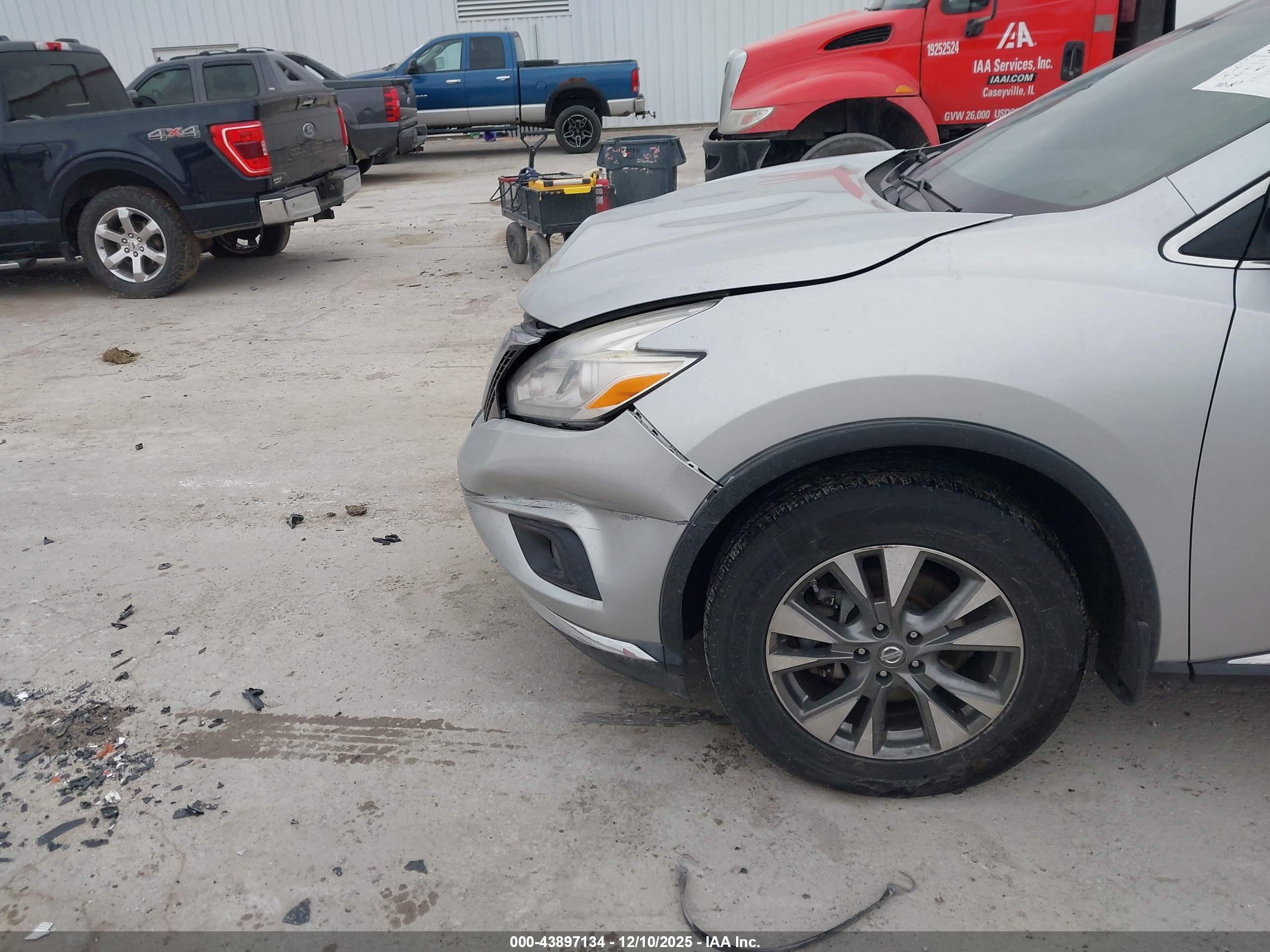 NISSAN MURANO image 6