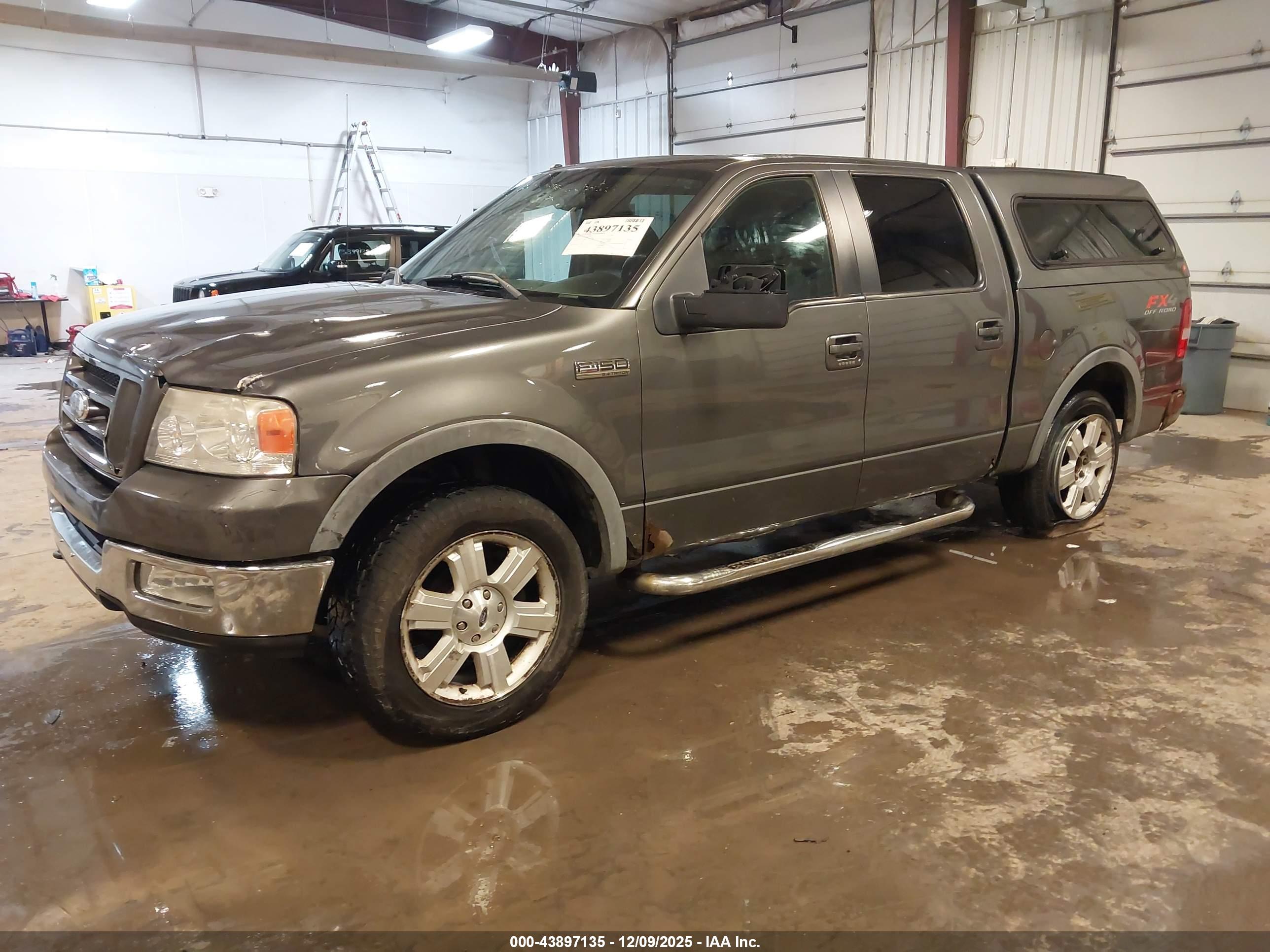 FORD F-150 image 2