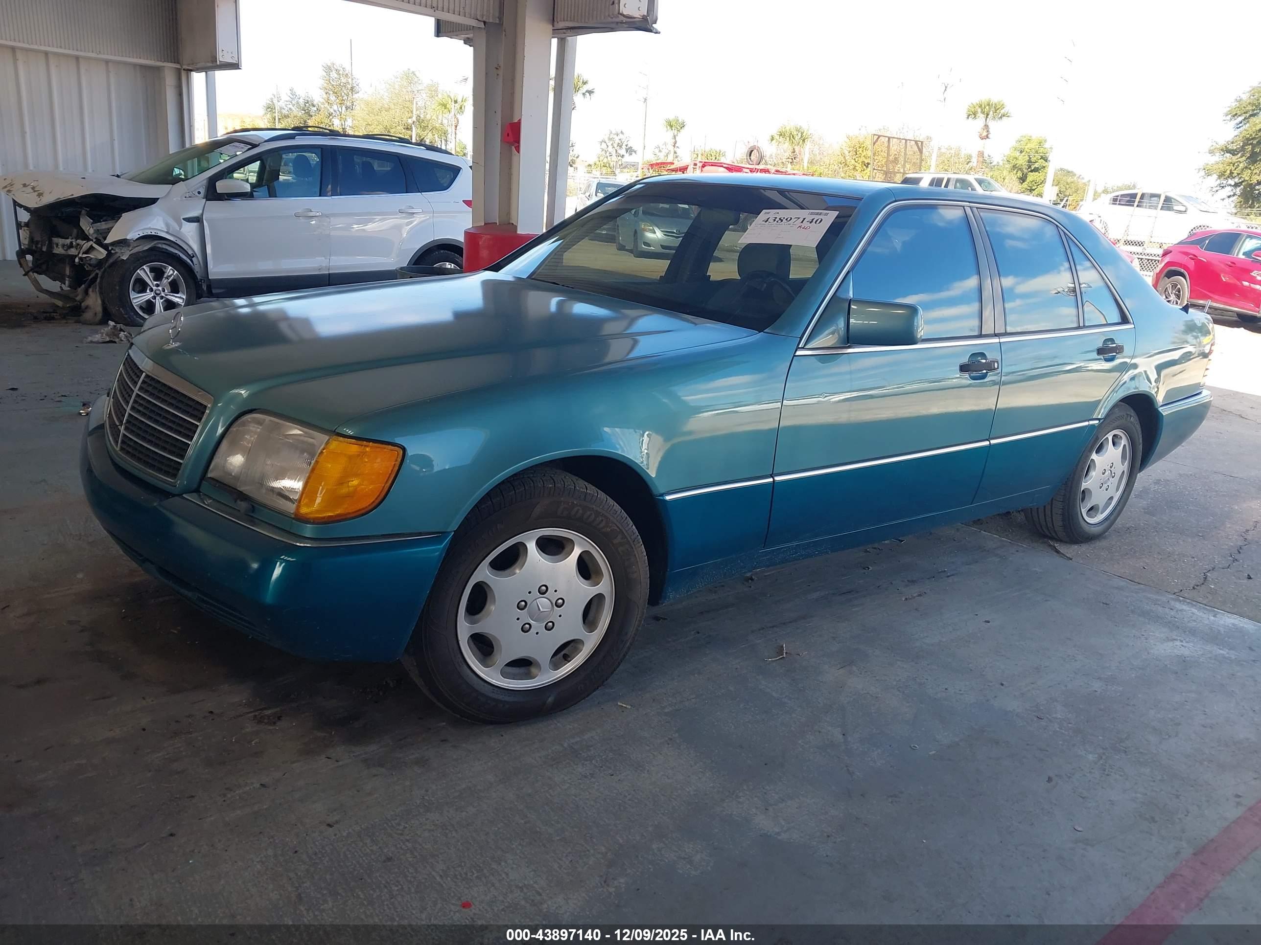 MERCEDES-BENZ 400 image 2