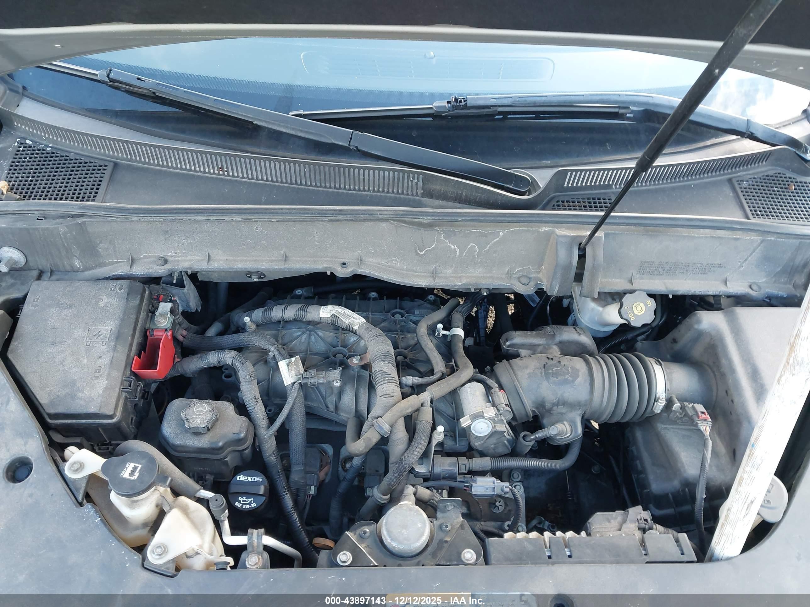 CHEVROLET TRAVERSE image 10