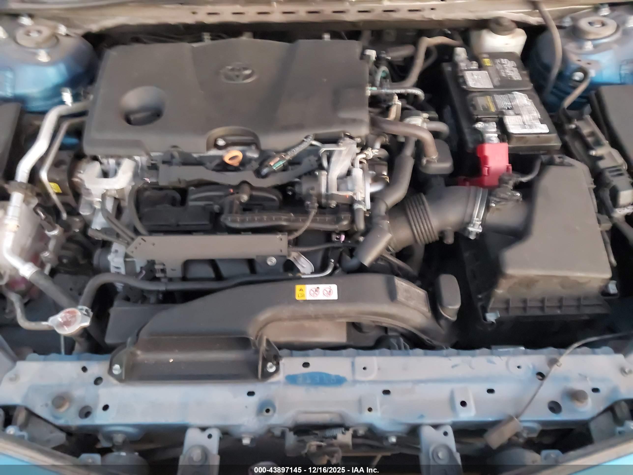 TOYOTA CAMRY image 10