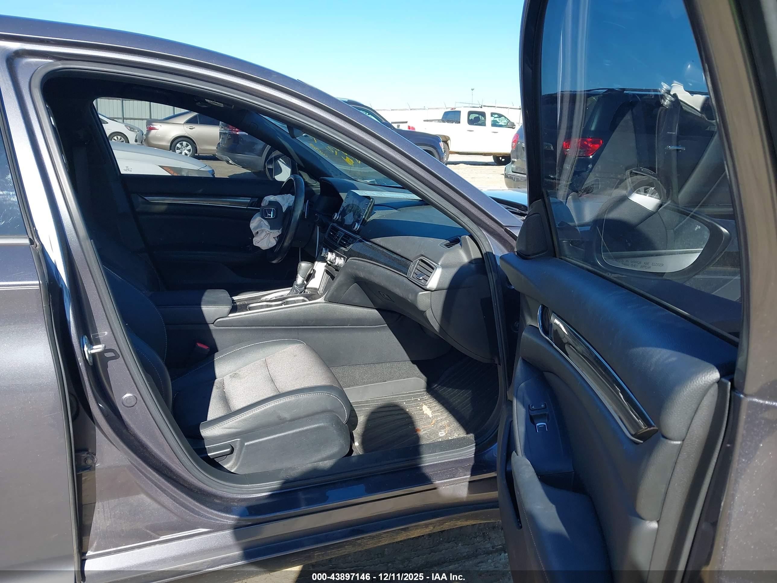 HONDA ACCORD image 5