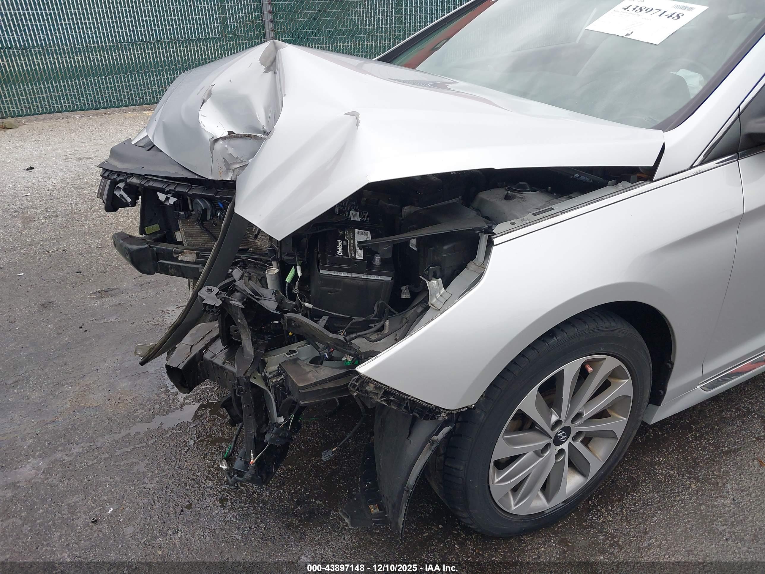 HYUNDAI SONATA image 6