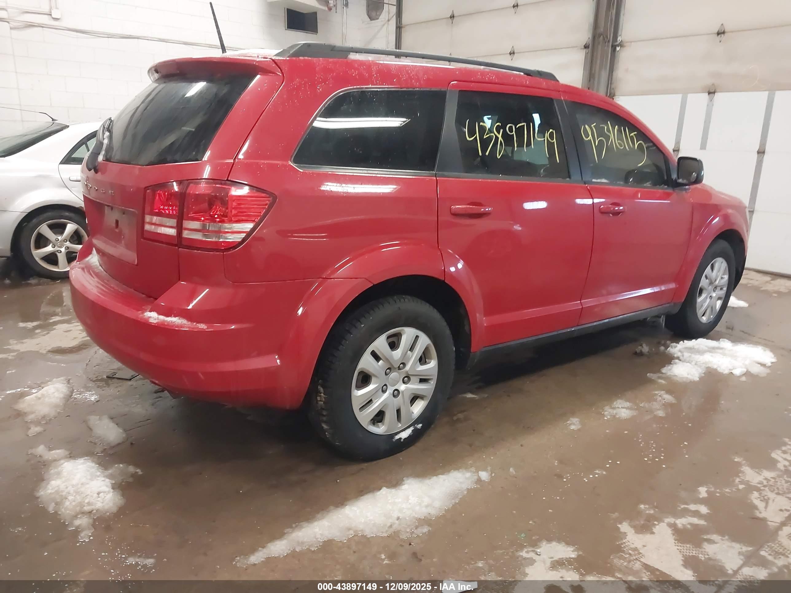 DODGE JOURNEY image 4