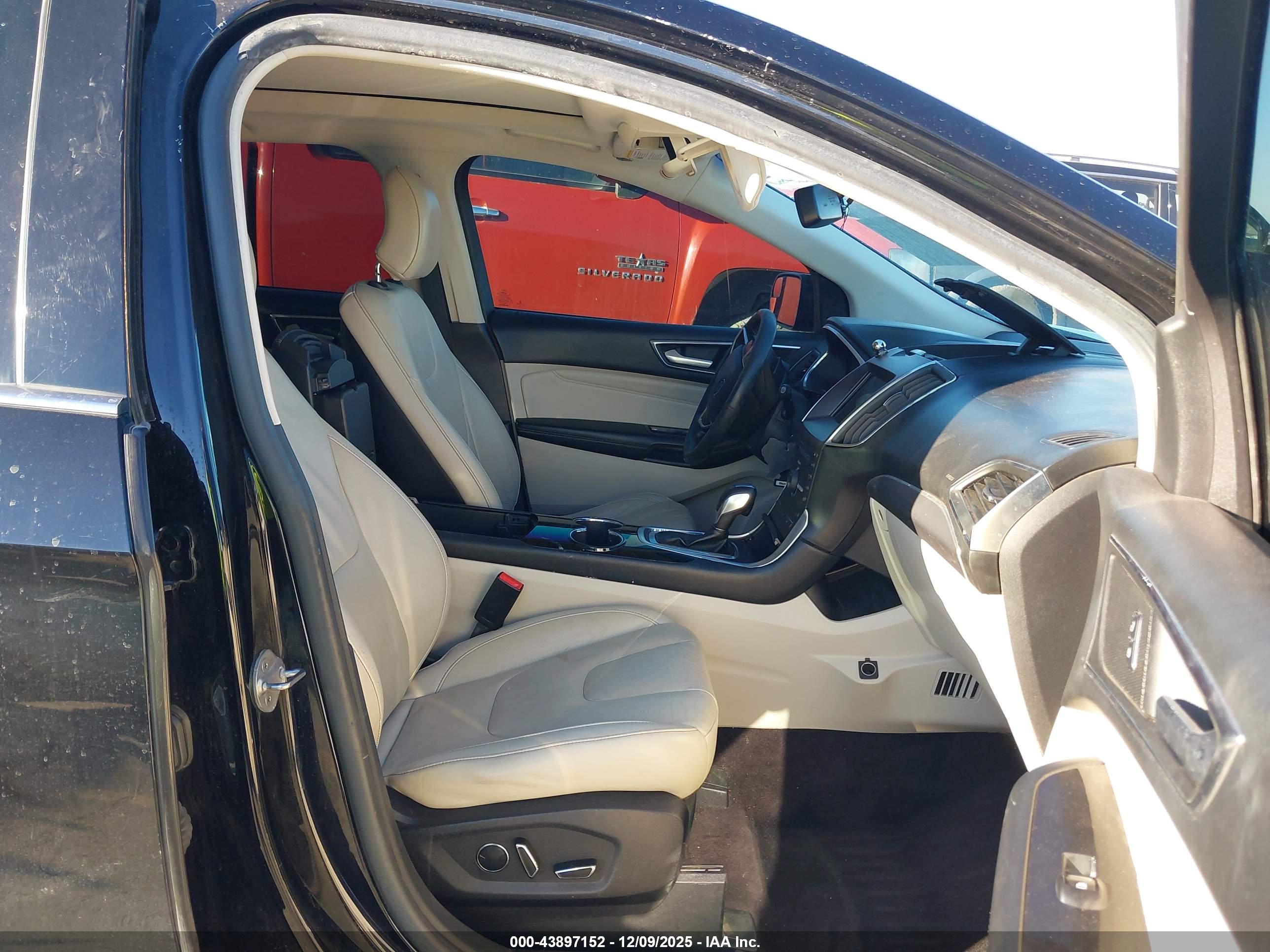 FORD EDGE image 5