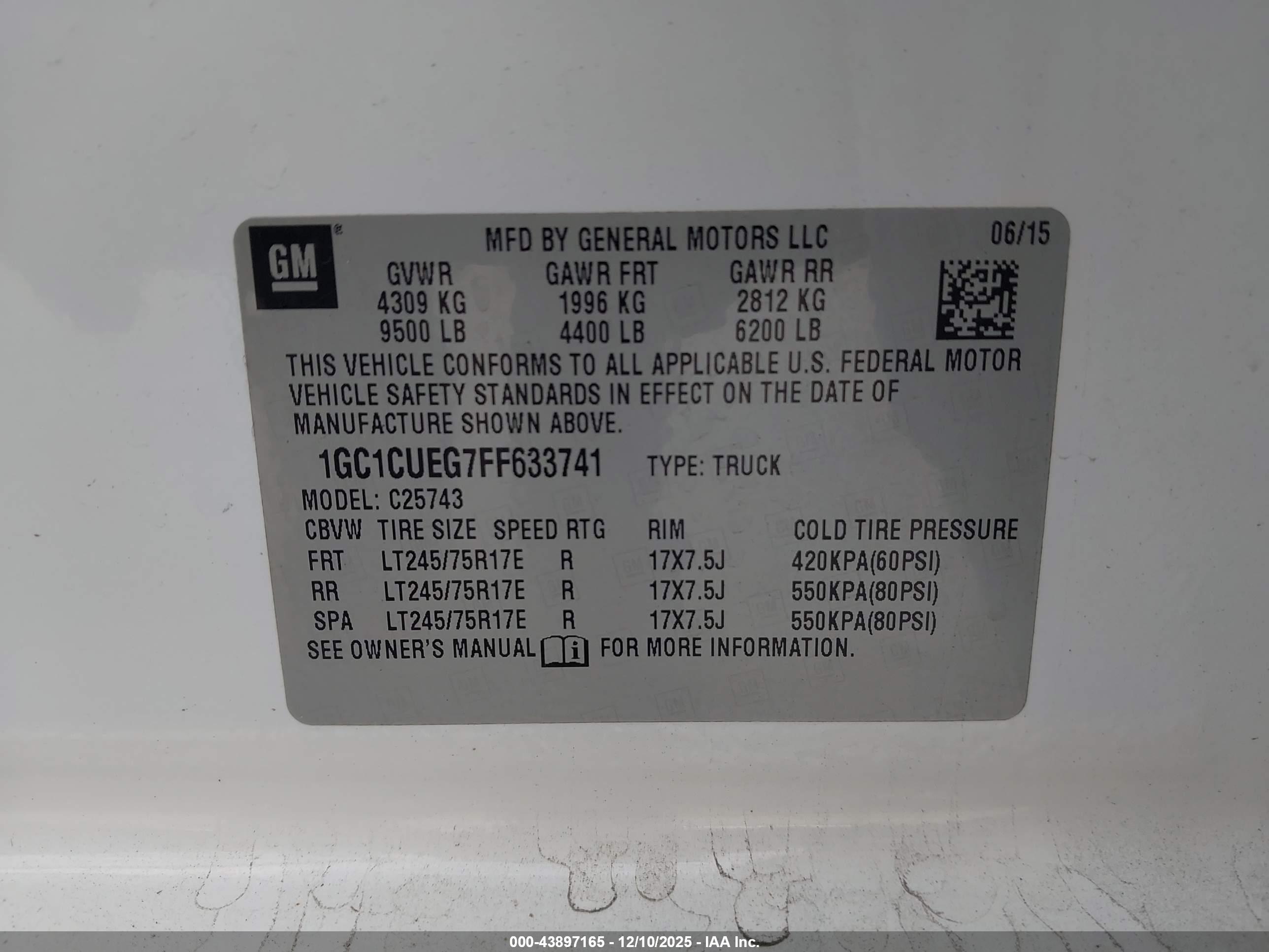CHEVROLET SILVERADO image 9