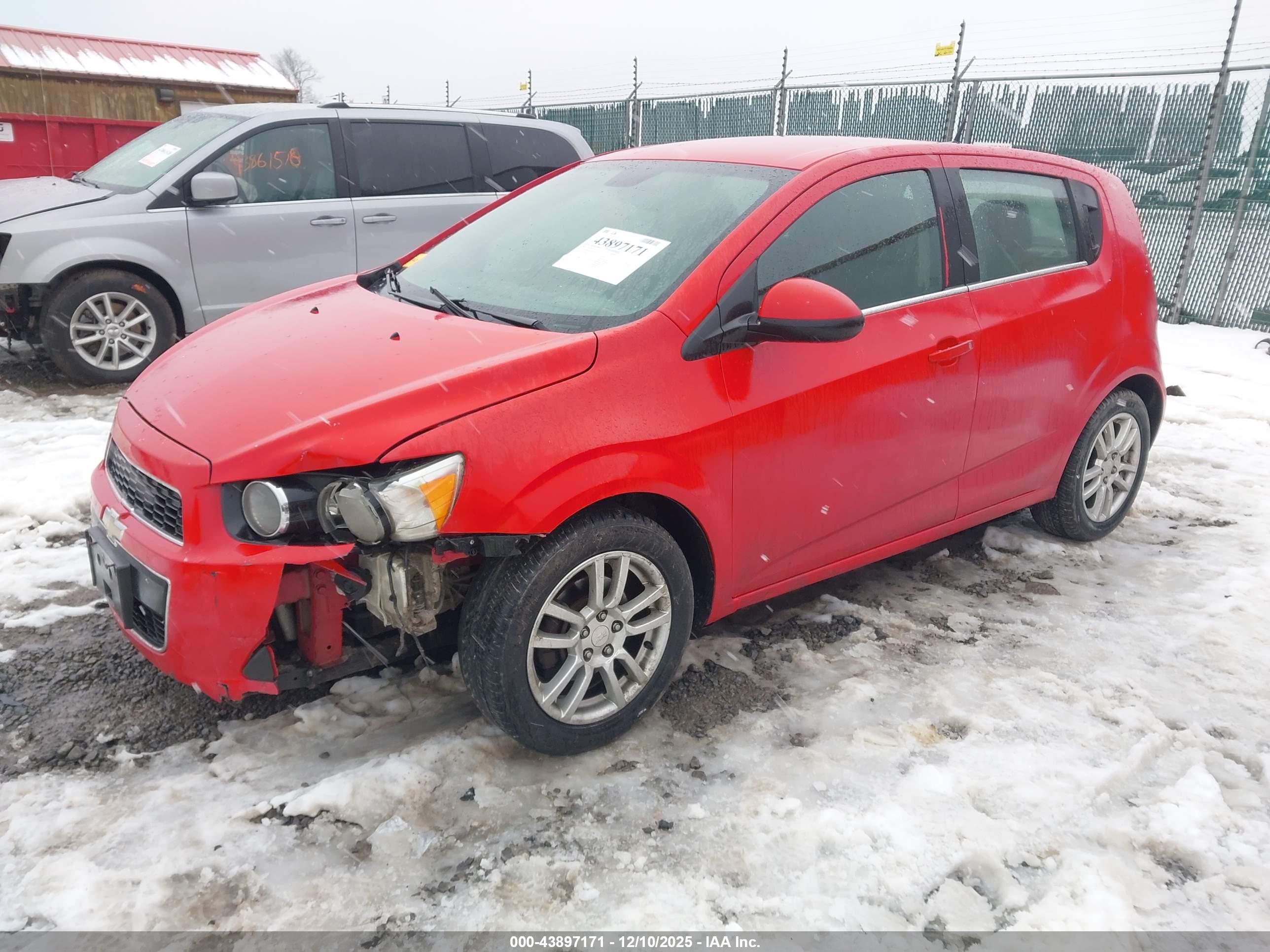 CHEVROLET SONIC image 2