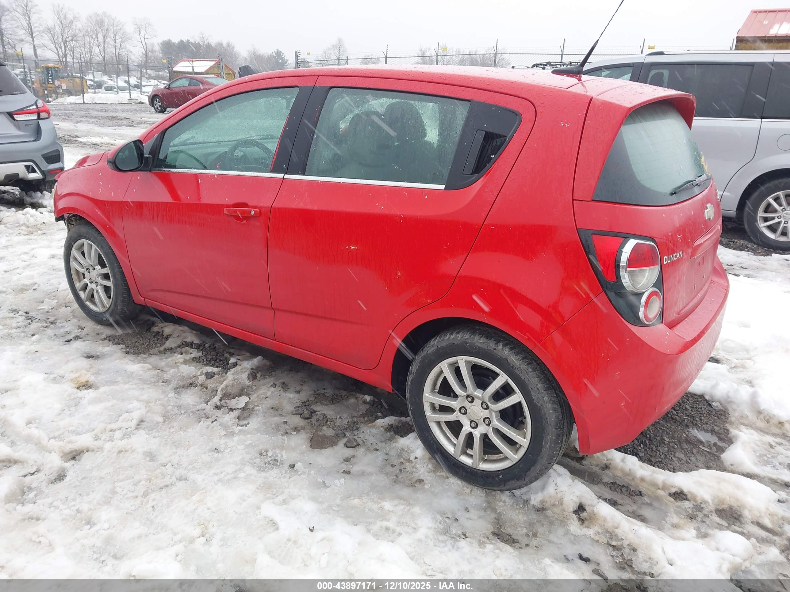 CHEVROLET SONIC image 3