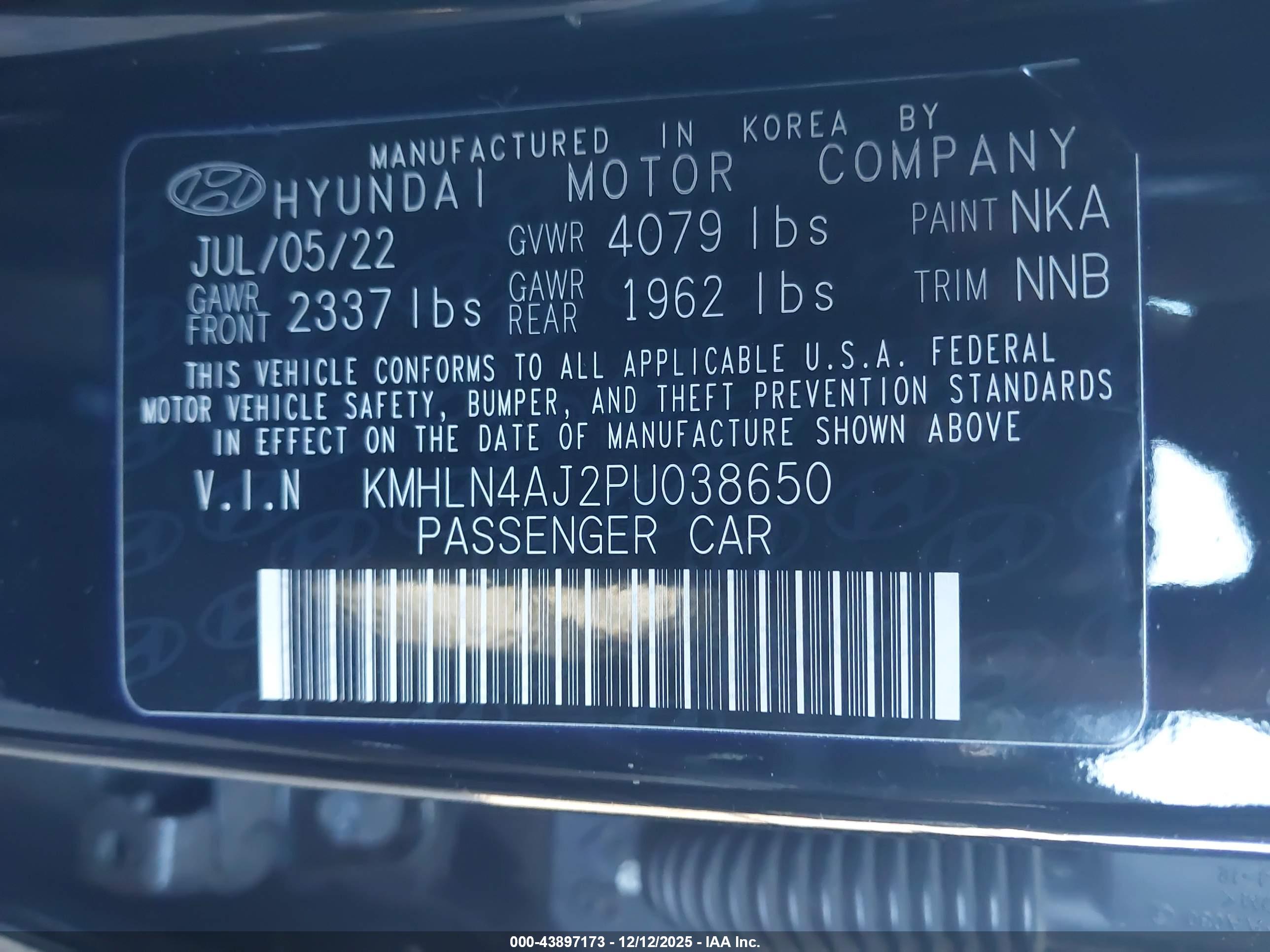HYUNDAI ELANTRA image 9