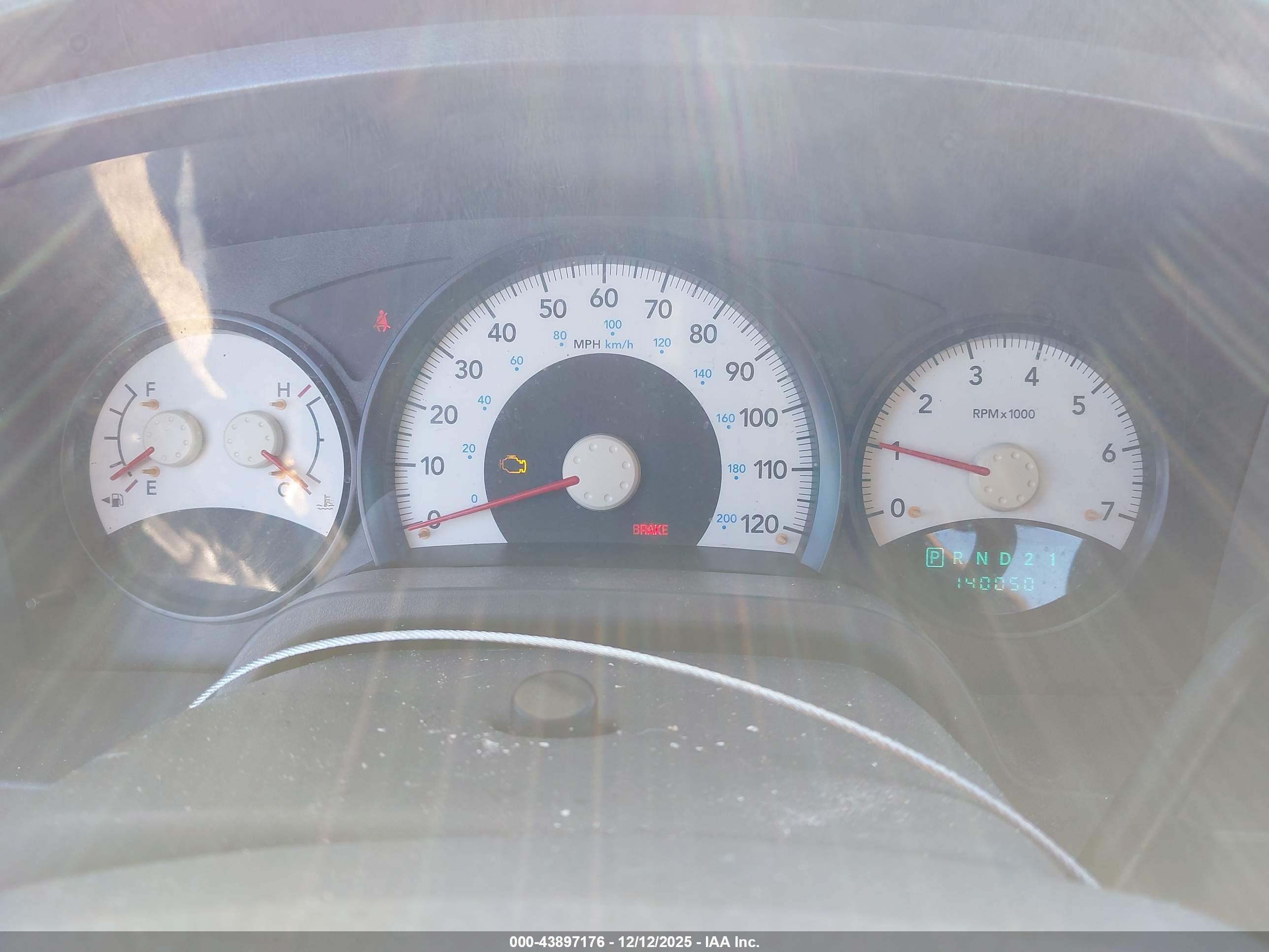 DODGE DAKOTA image 7