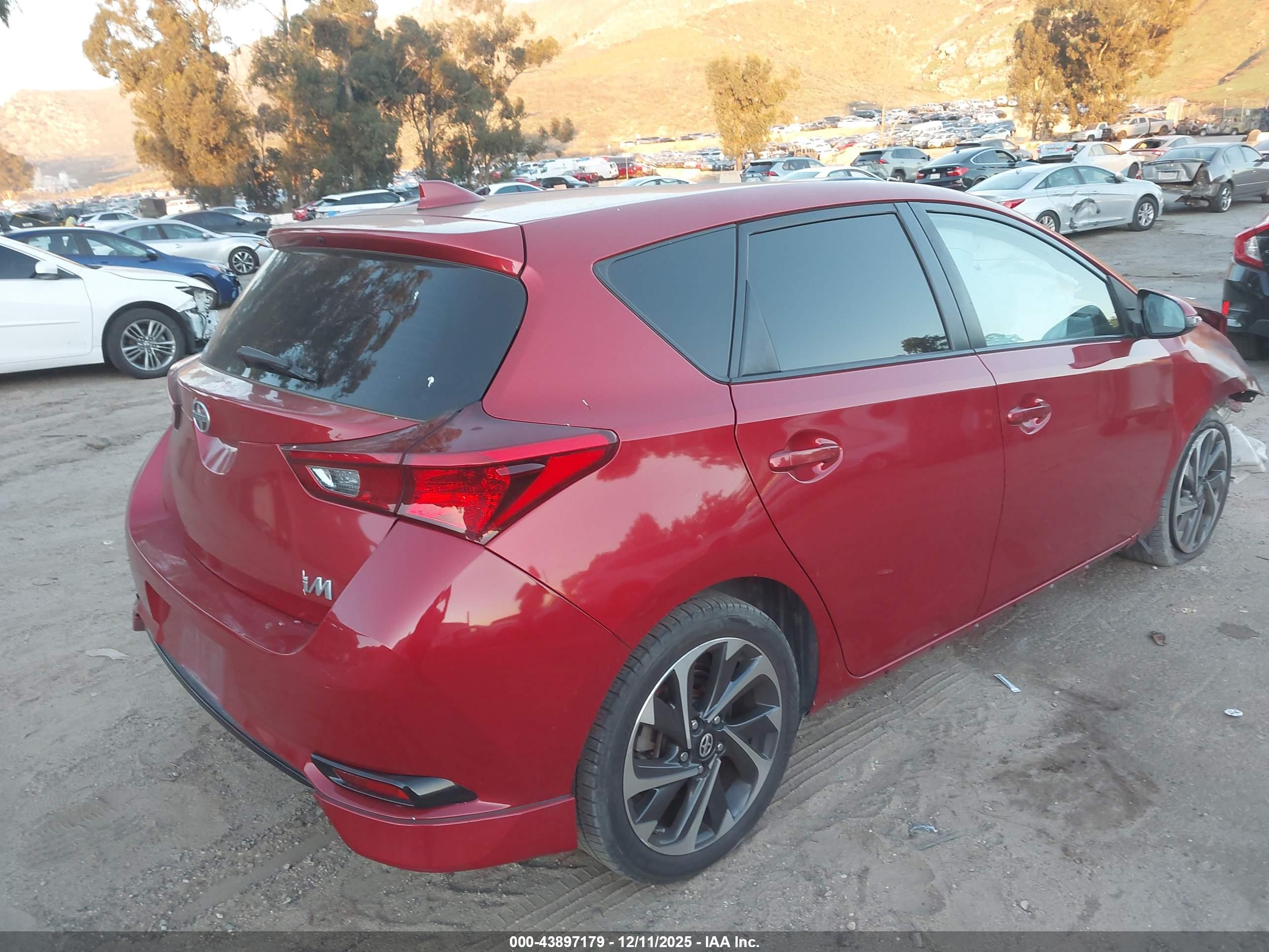 SCION IM image 4