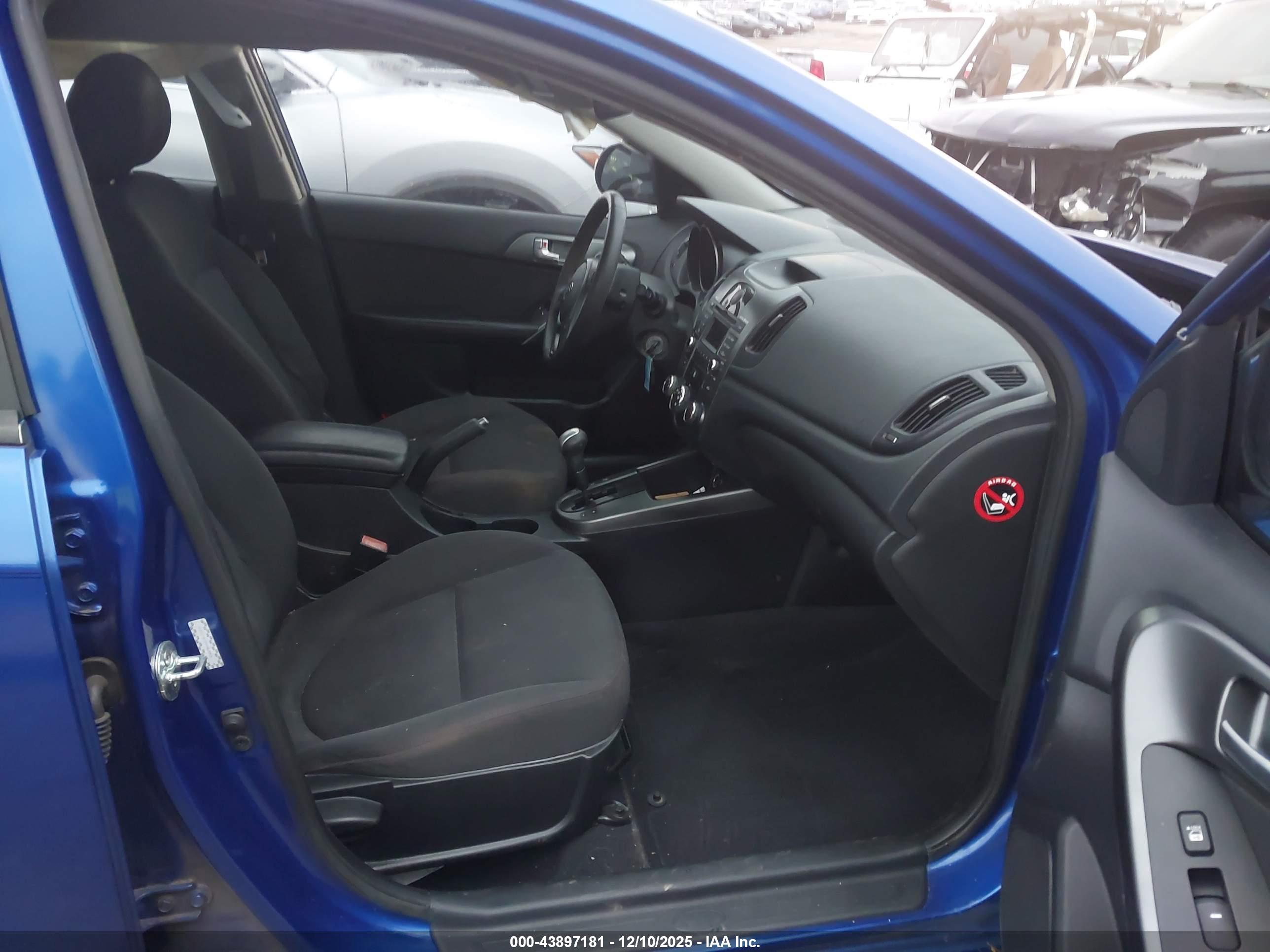 KIA FORTE image 5