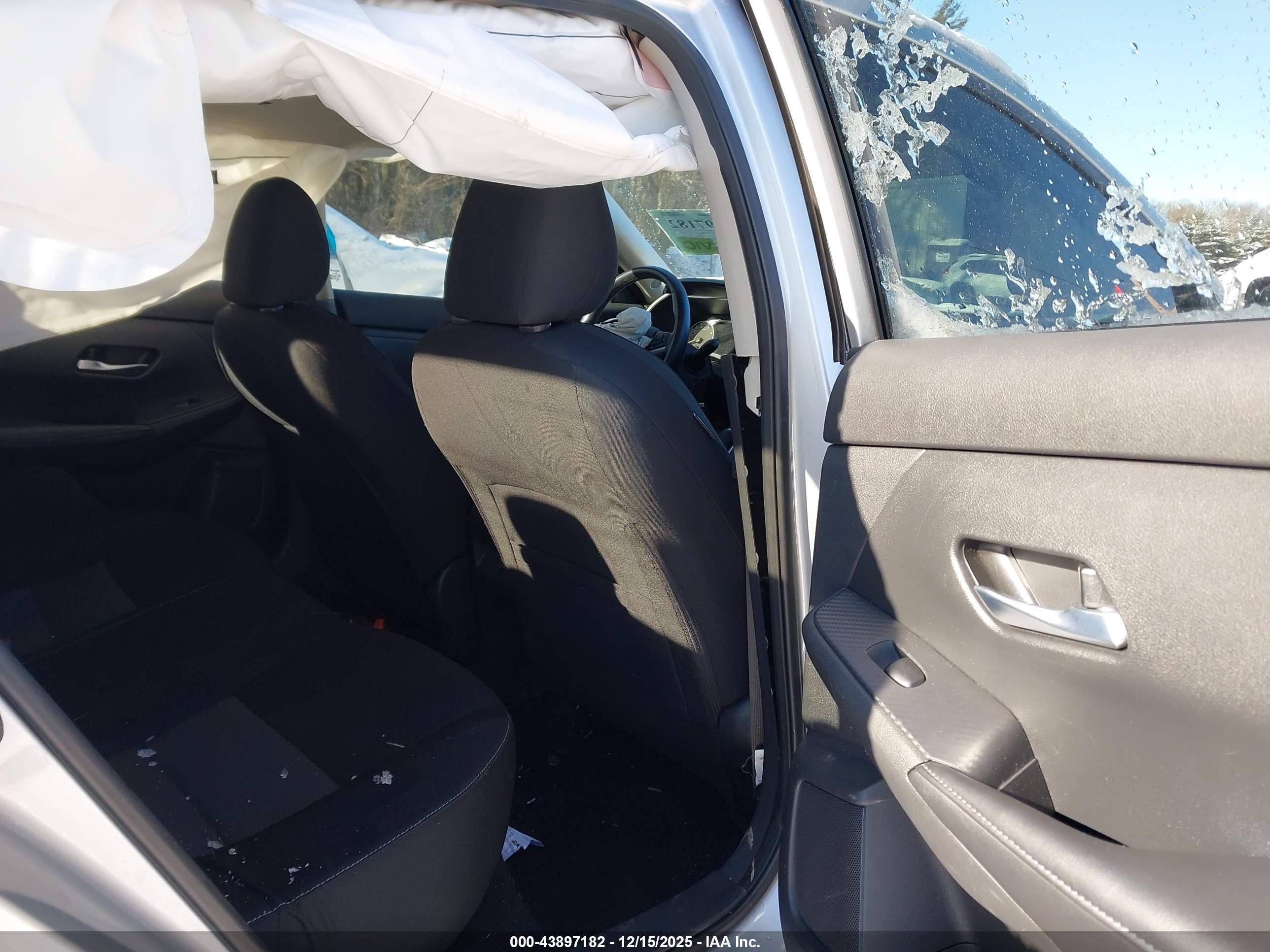 NISSAN SENTRA image 8