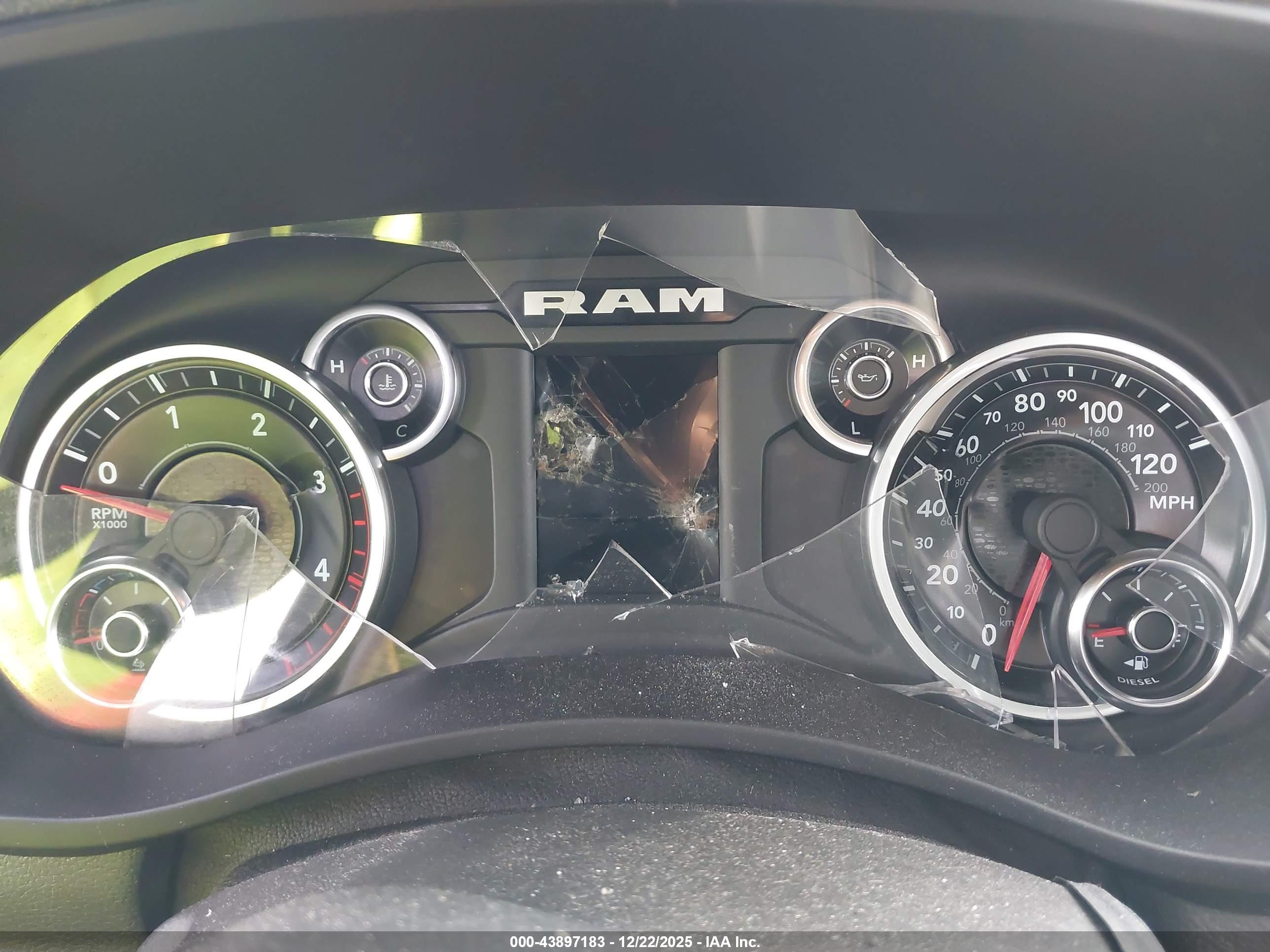 RAM 3500 image 6