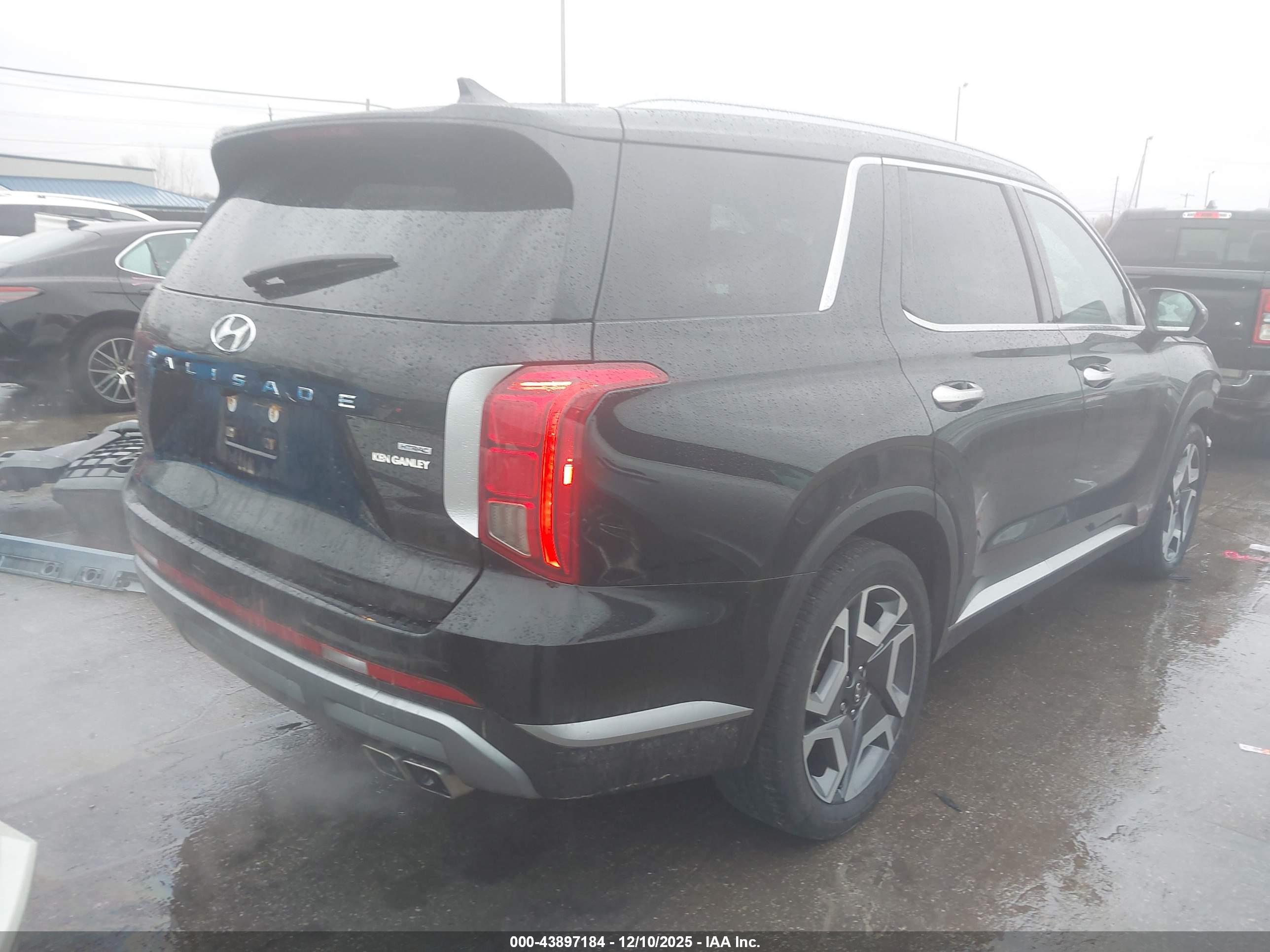 HYUNDAI PALISADE image 4