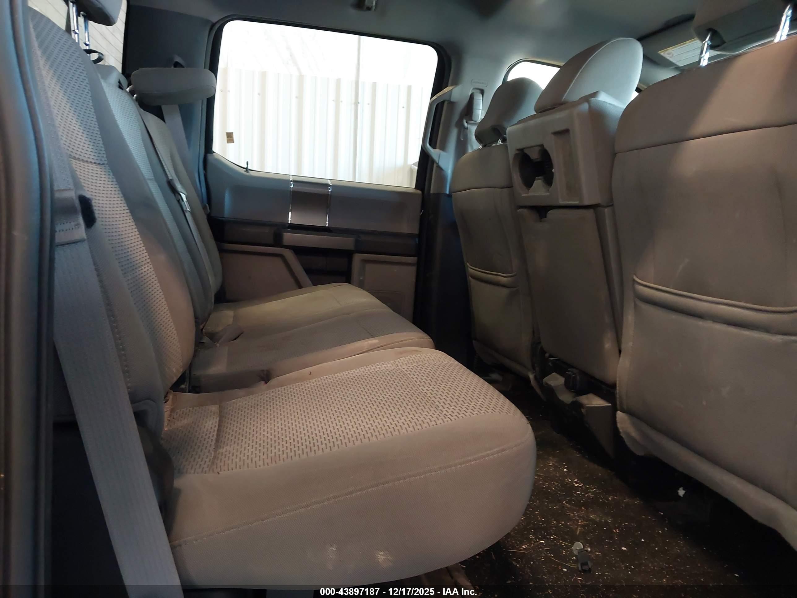 FORD F-350 image 7