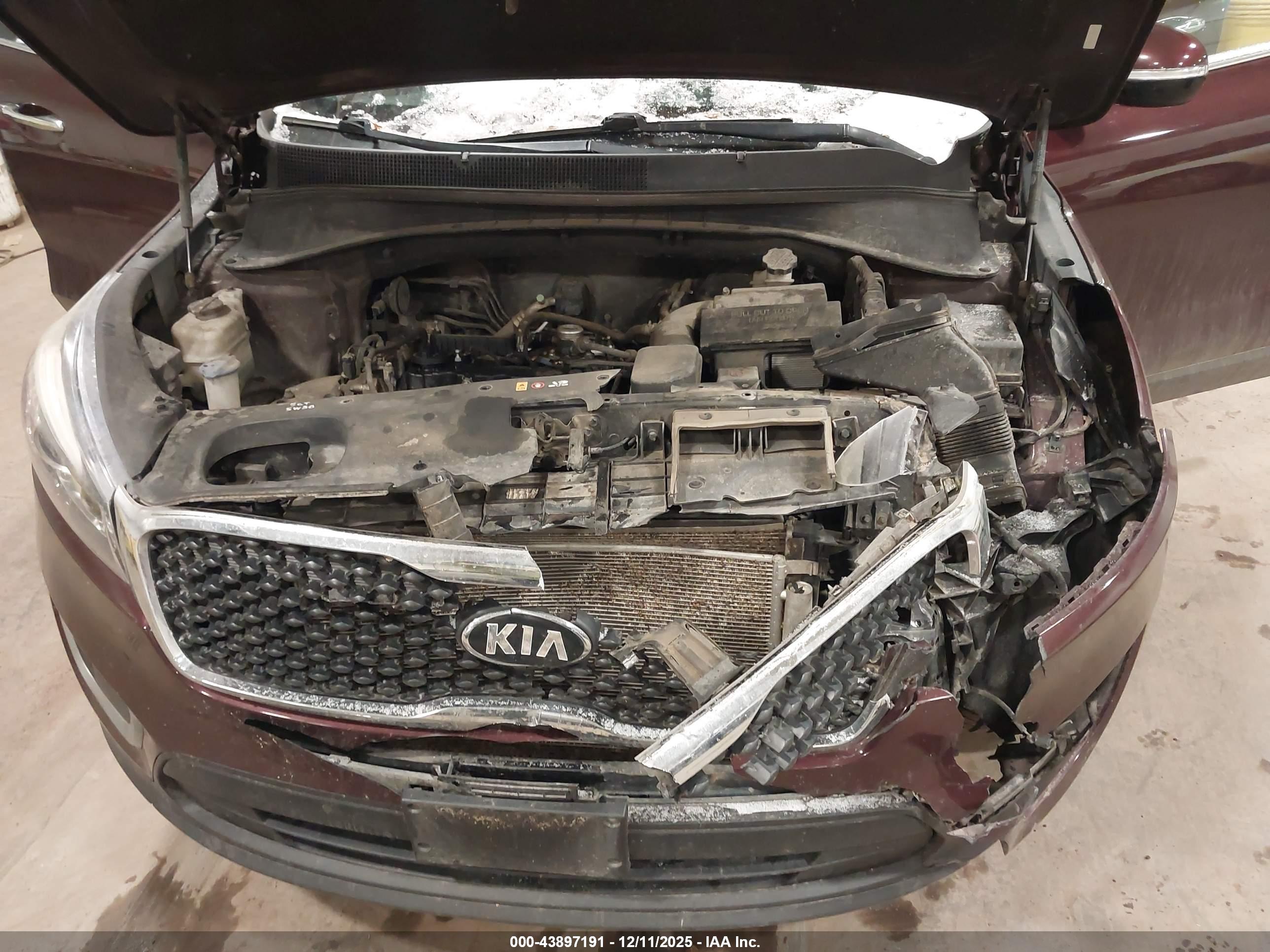 KIA SORENTO image 10