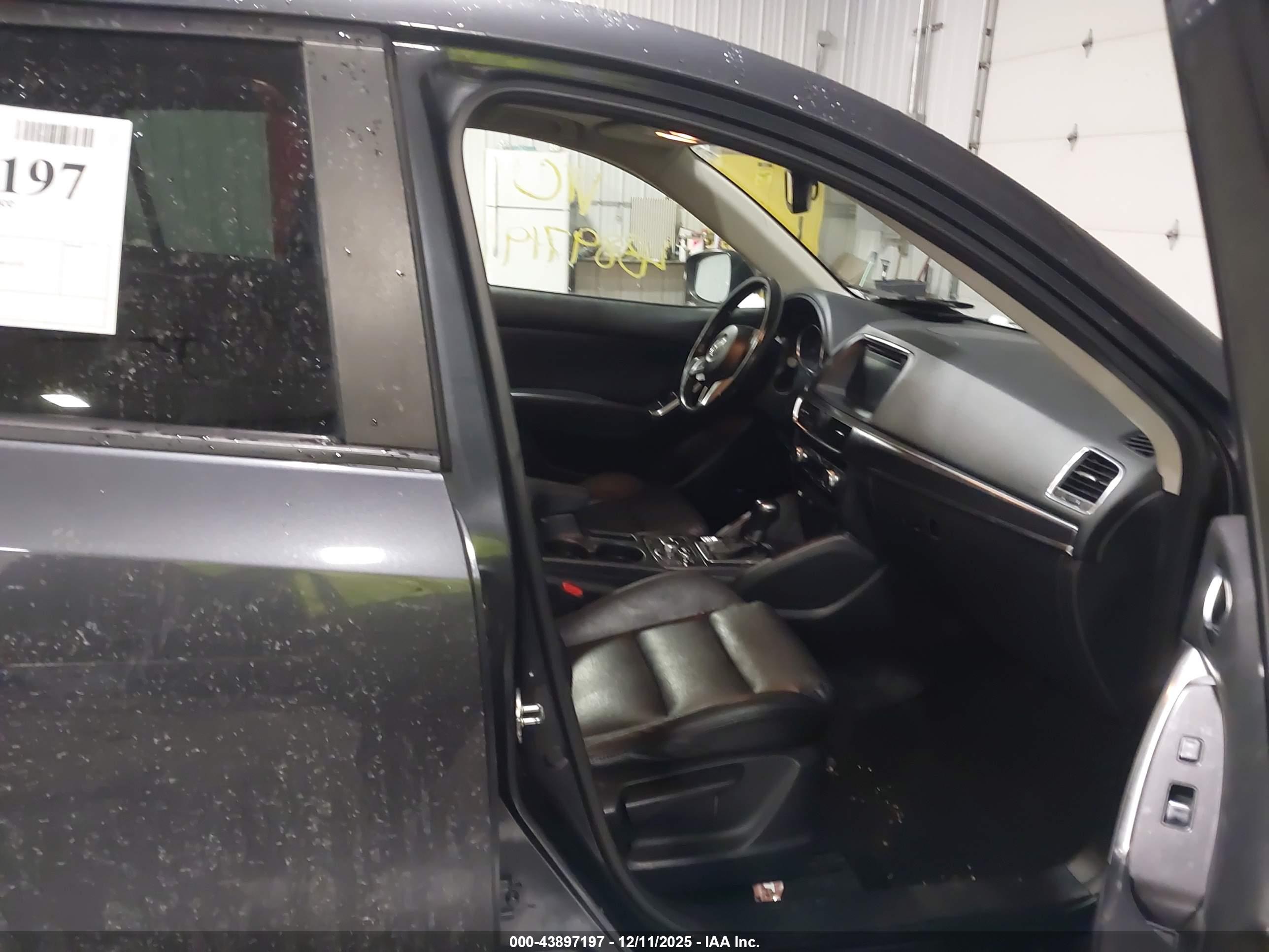 MAZDA CX-5 image 5