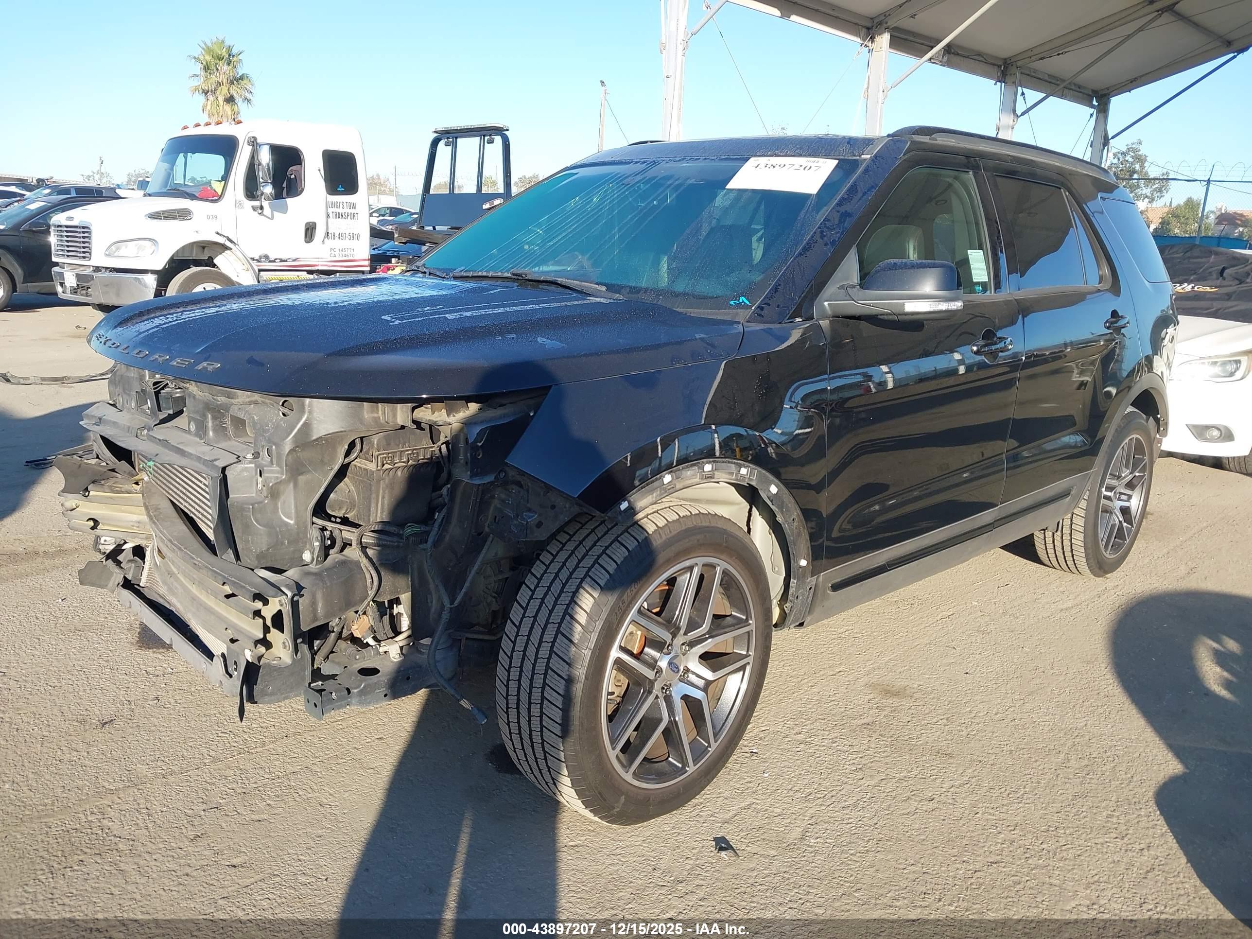 FORD EXPLORER image 2