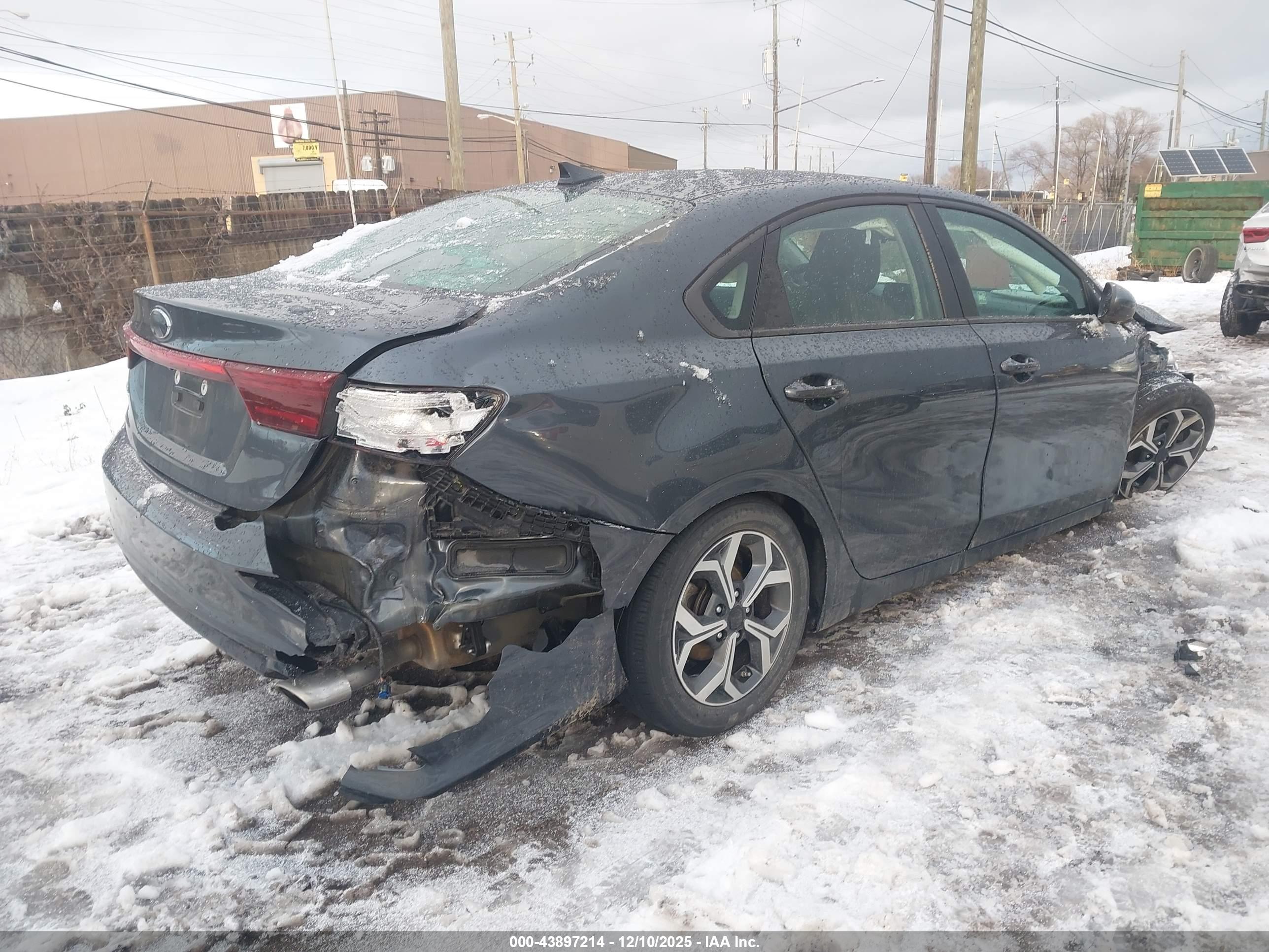 KIA FORTE image 4