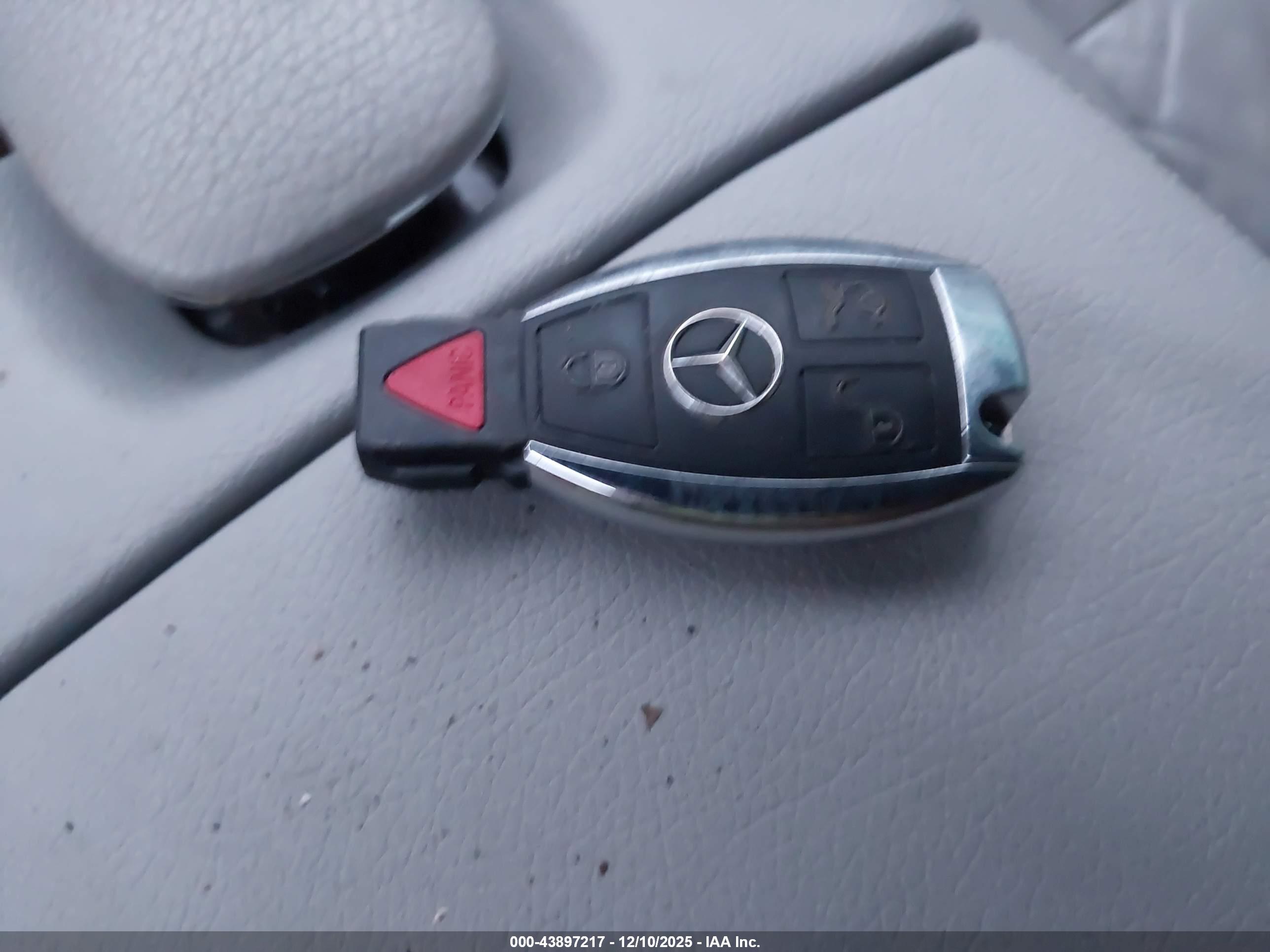 MERCEDES-BENZ S image 11