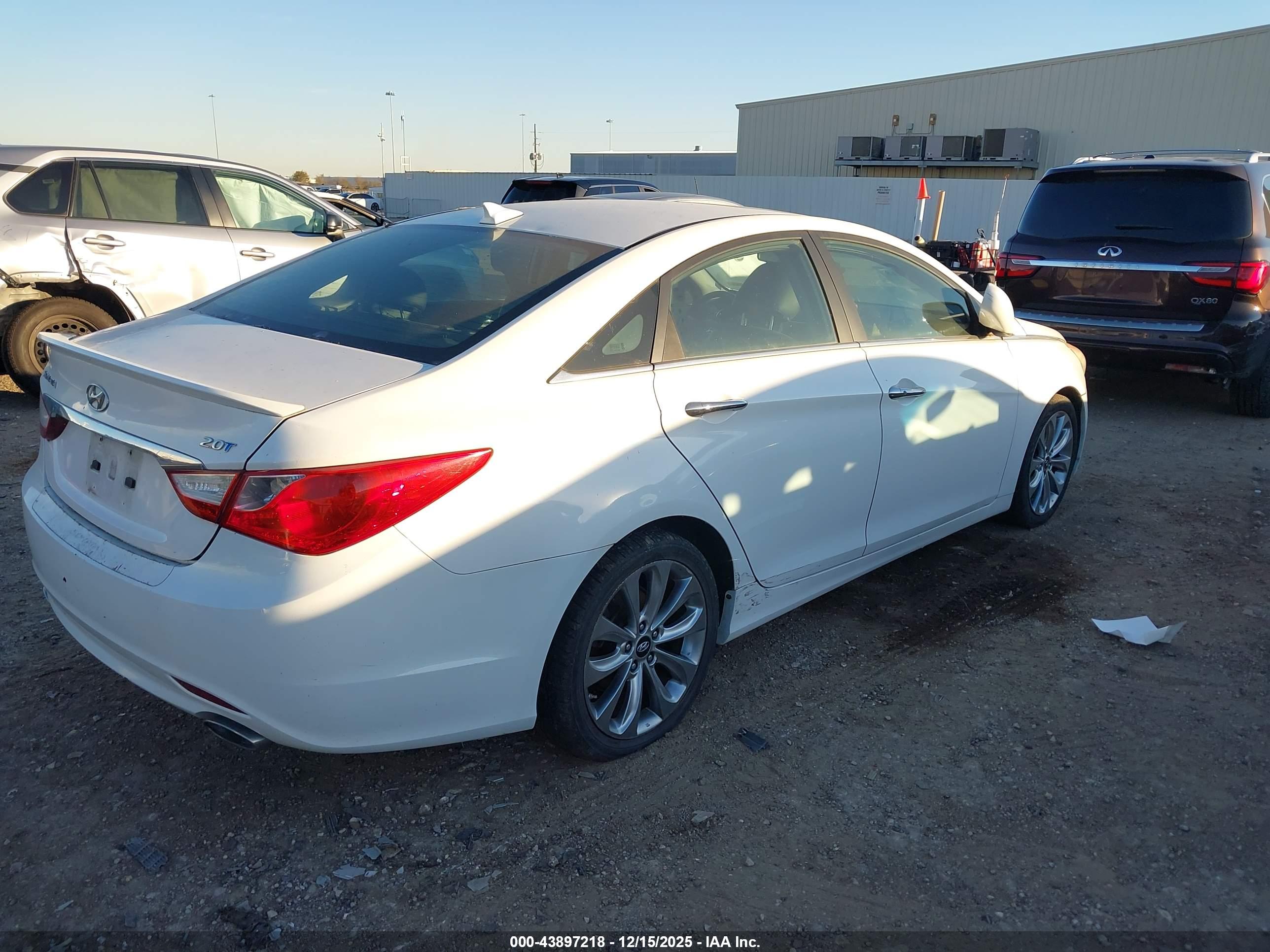 HYUNDAI SONATA image 4