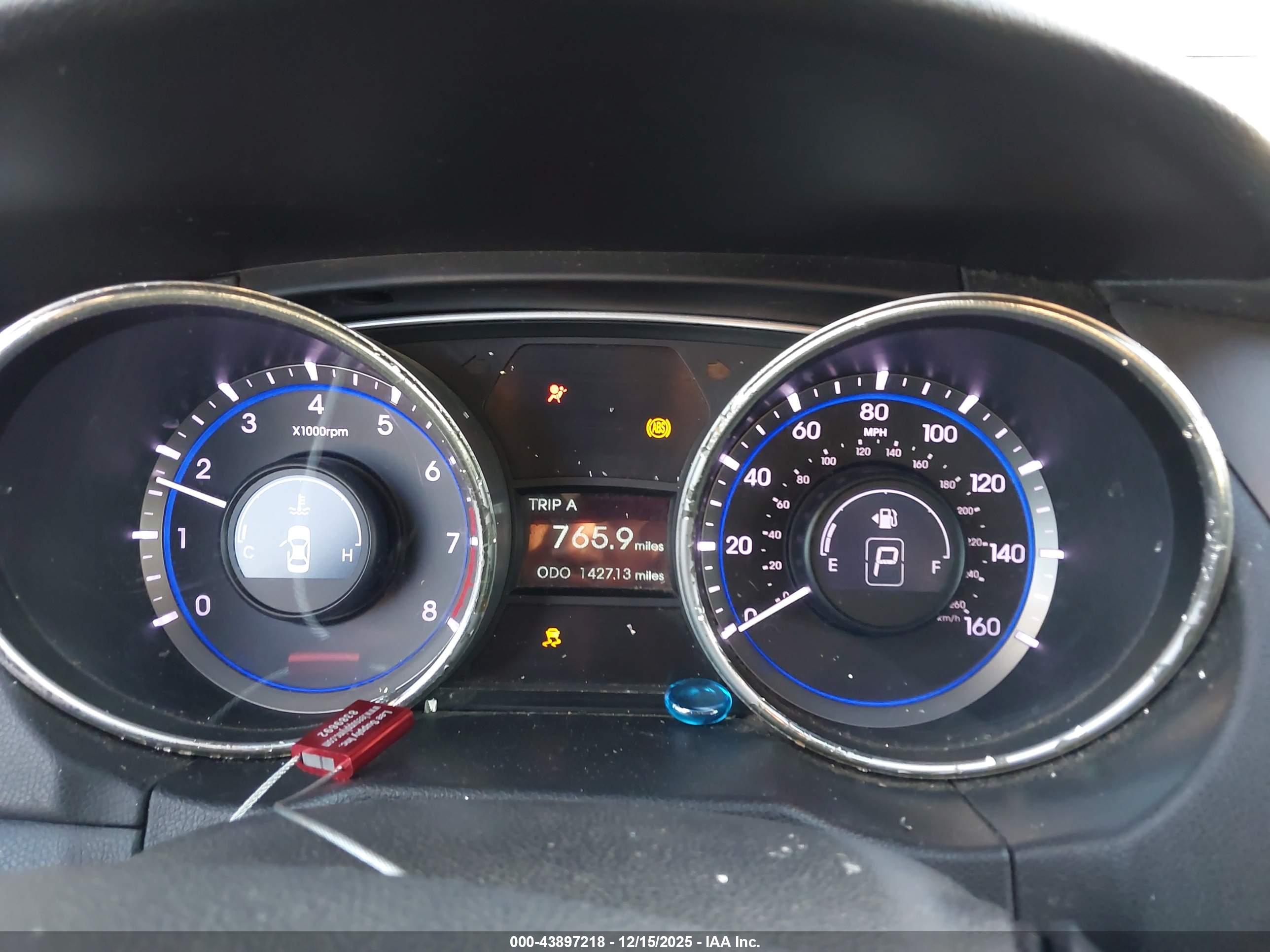 HYUNDAI SONATA image 7