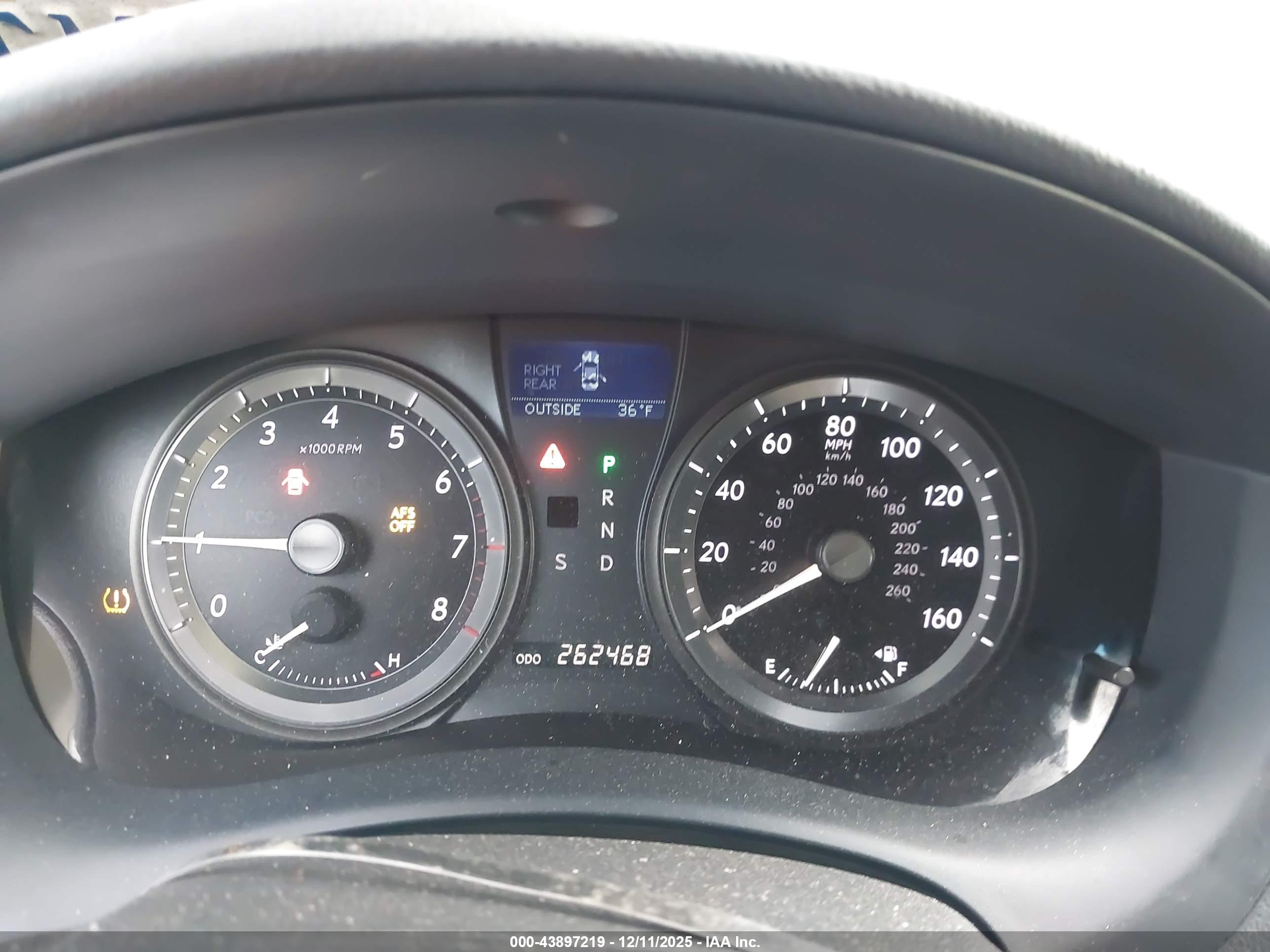 LEXUS ES image 7