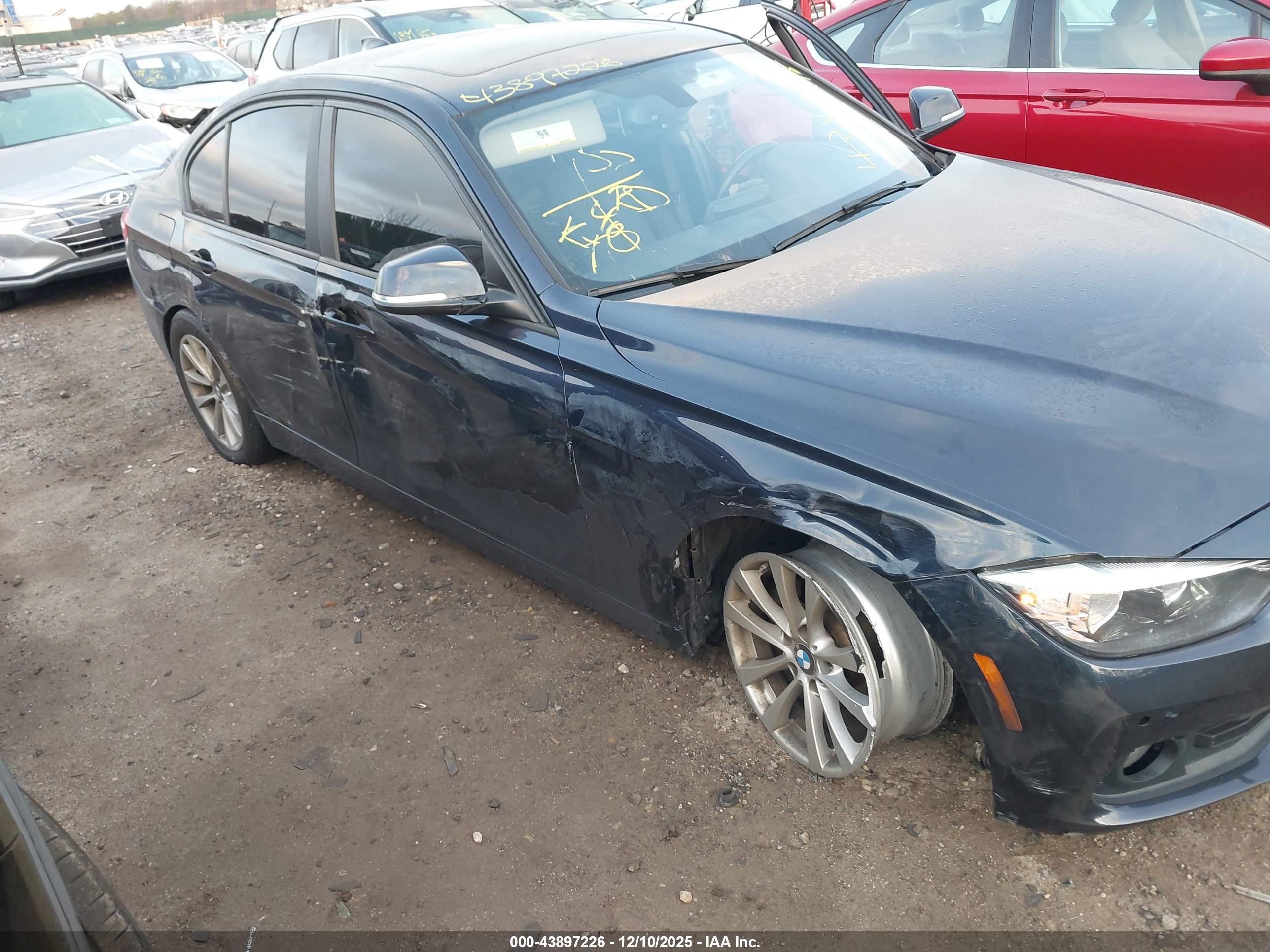 BMW 320I image 6
