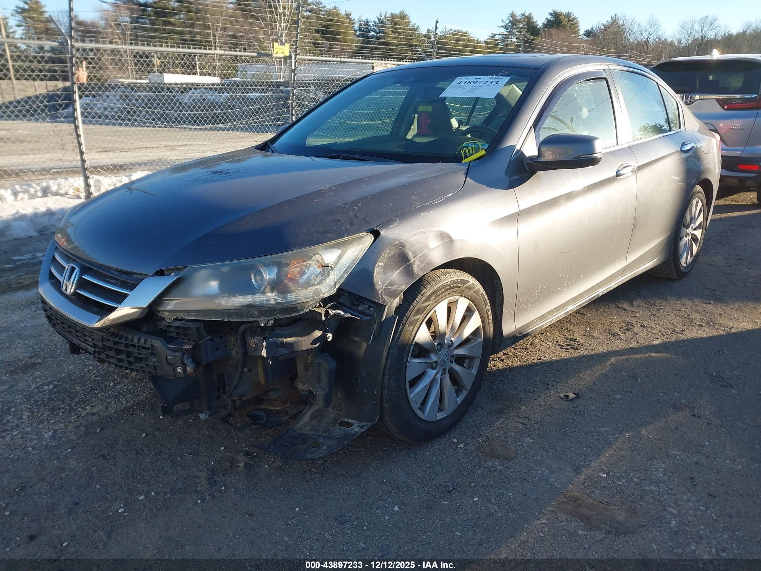 HONDA ACCORD image 2