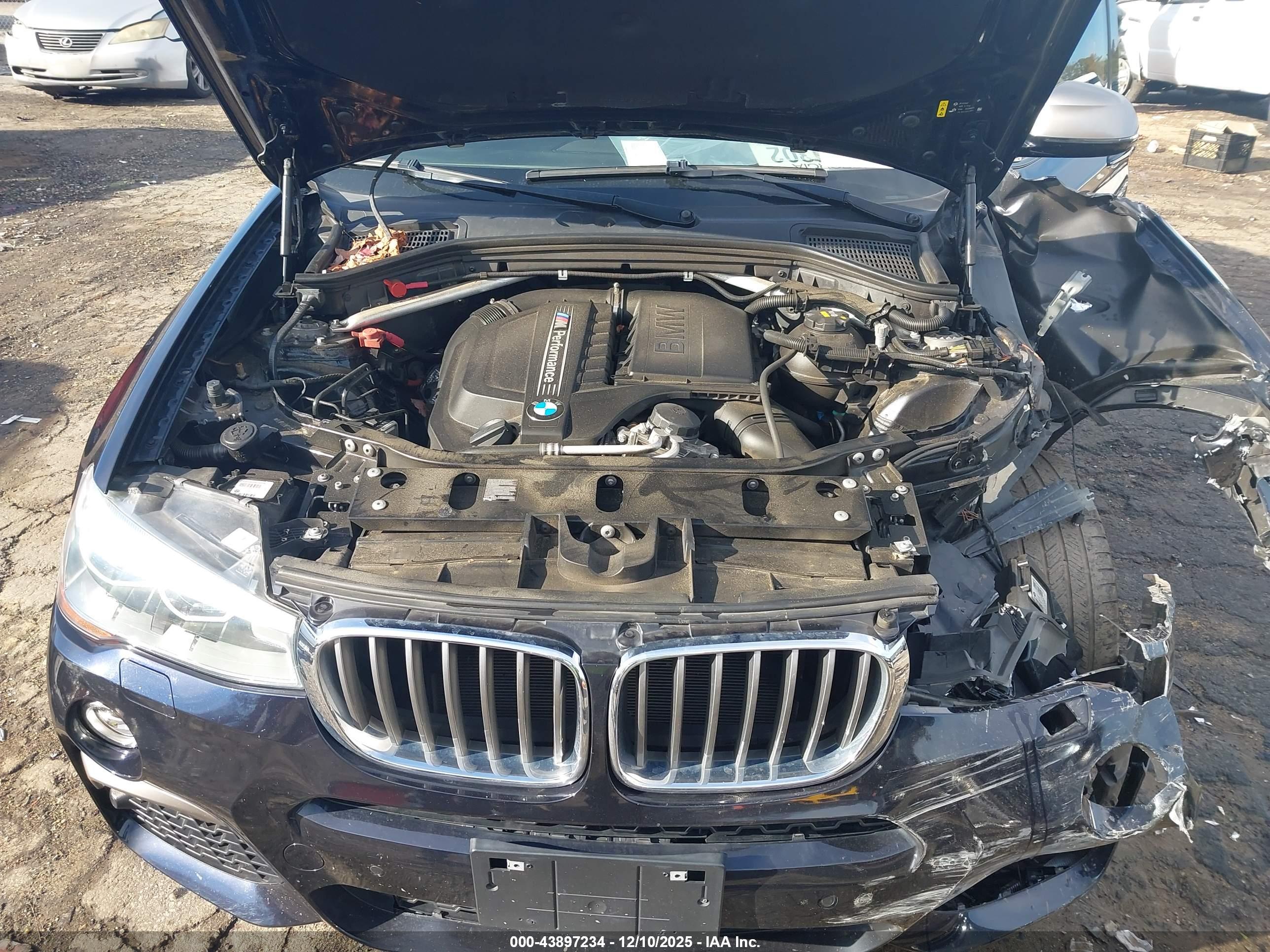 BMW X4 image 10