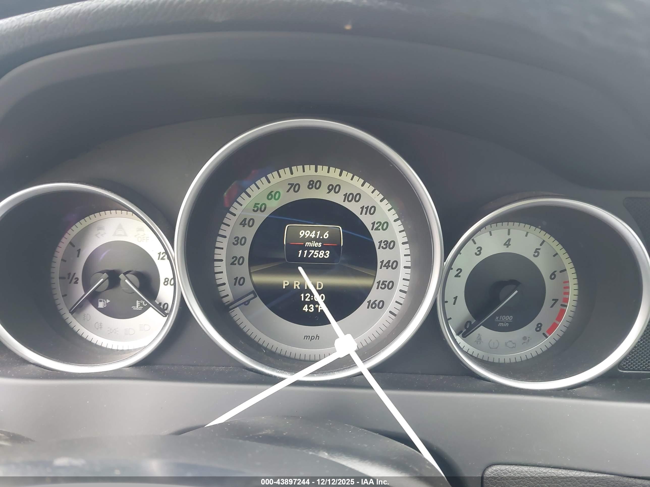 MERCEDES-BENZ C image 7