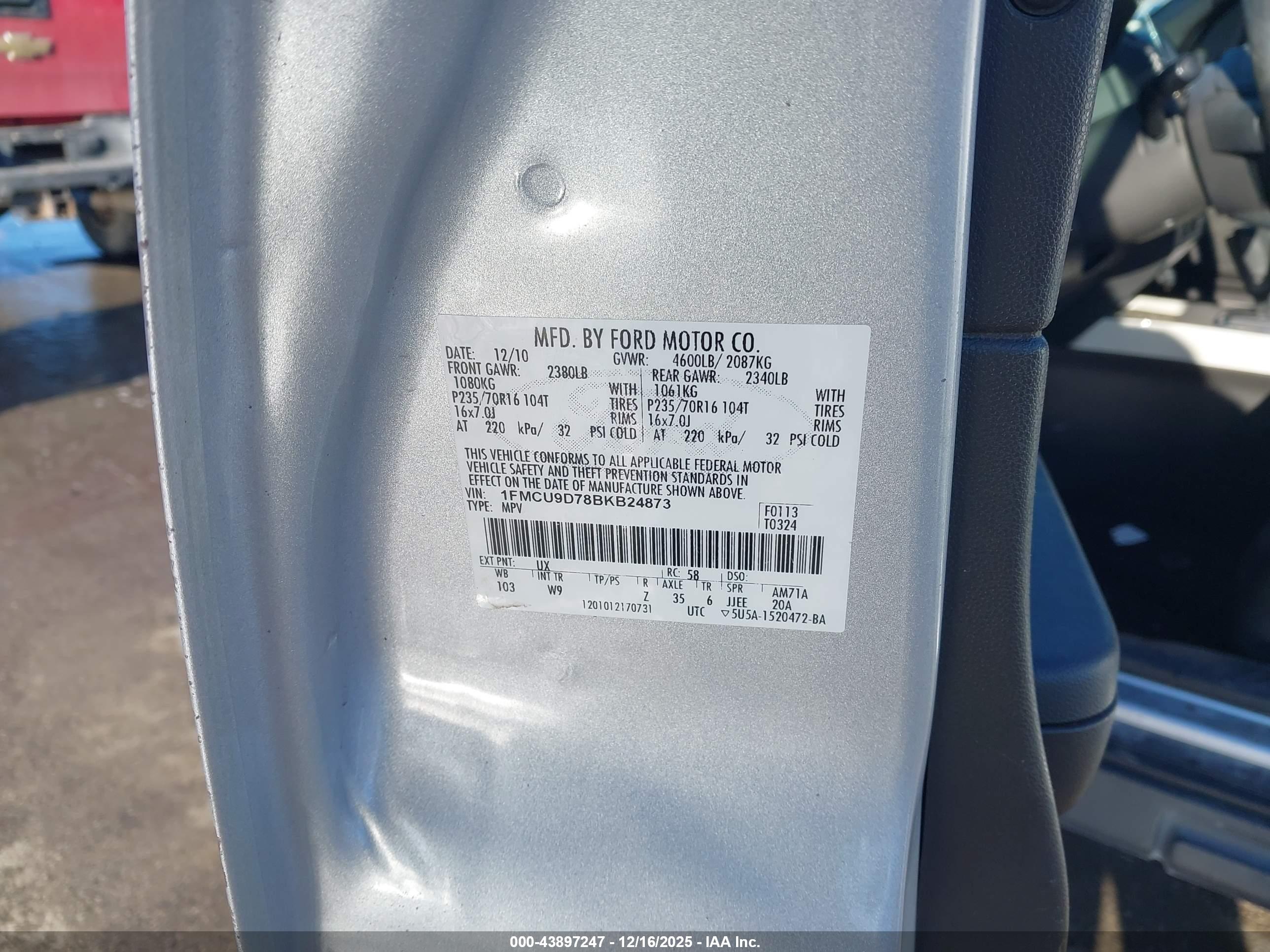 FORD ESCAPE image 9