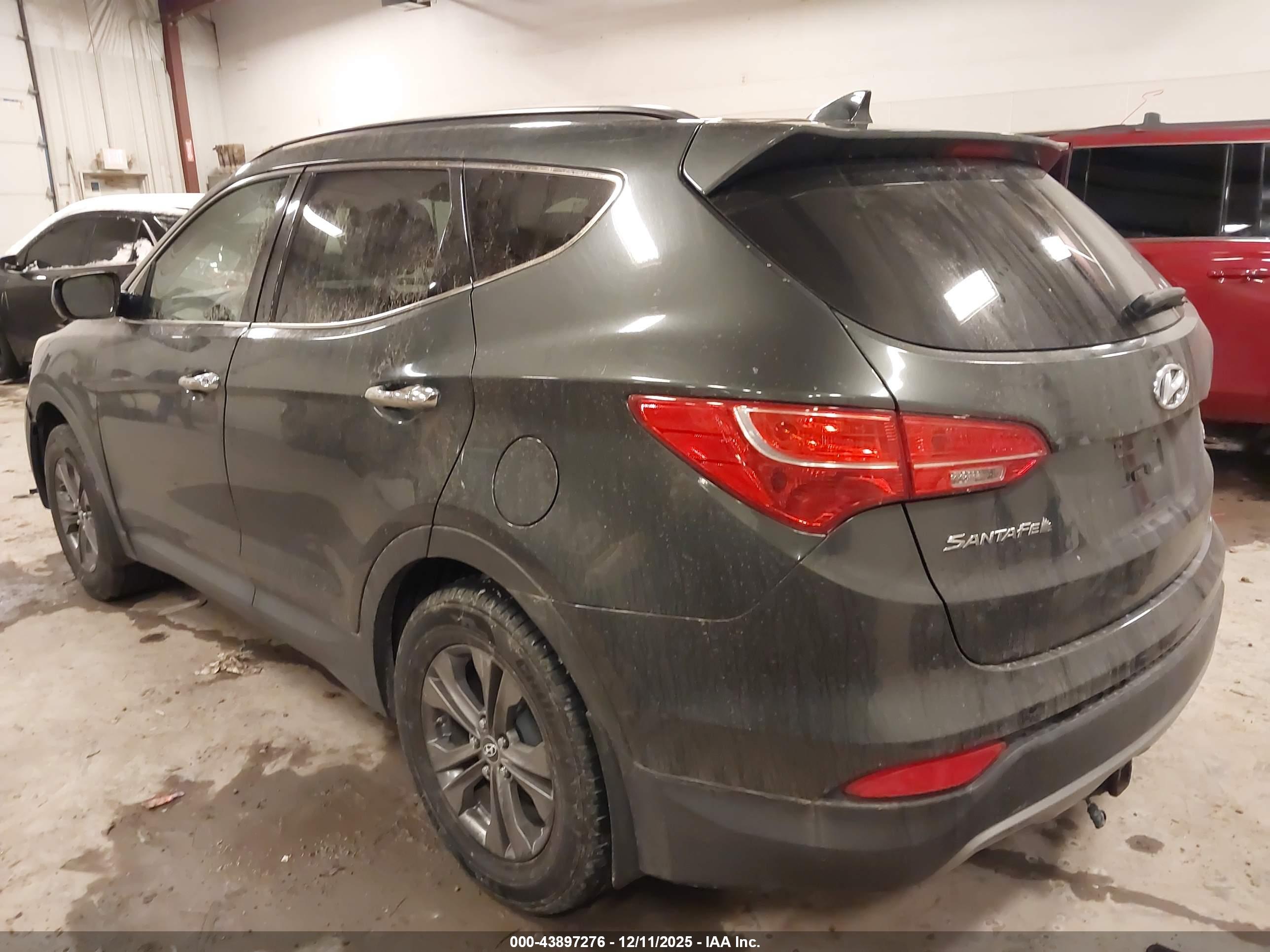 HYUNDAI SANTA image 3
