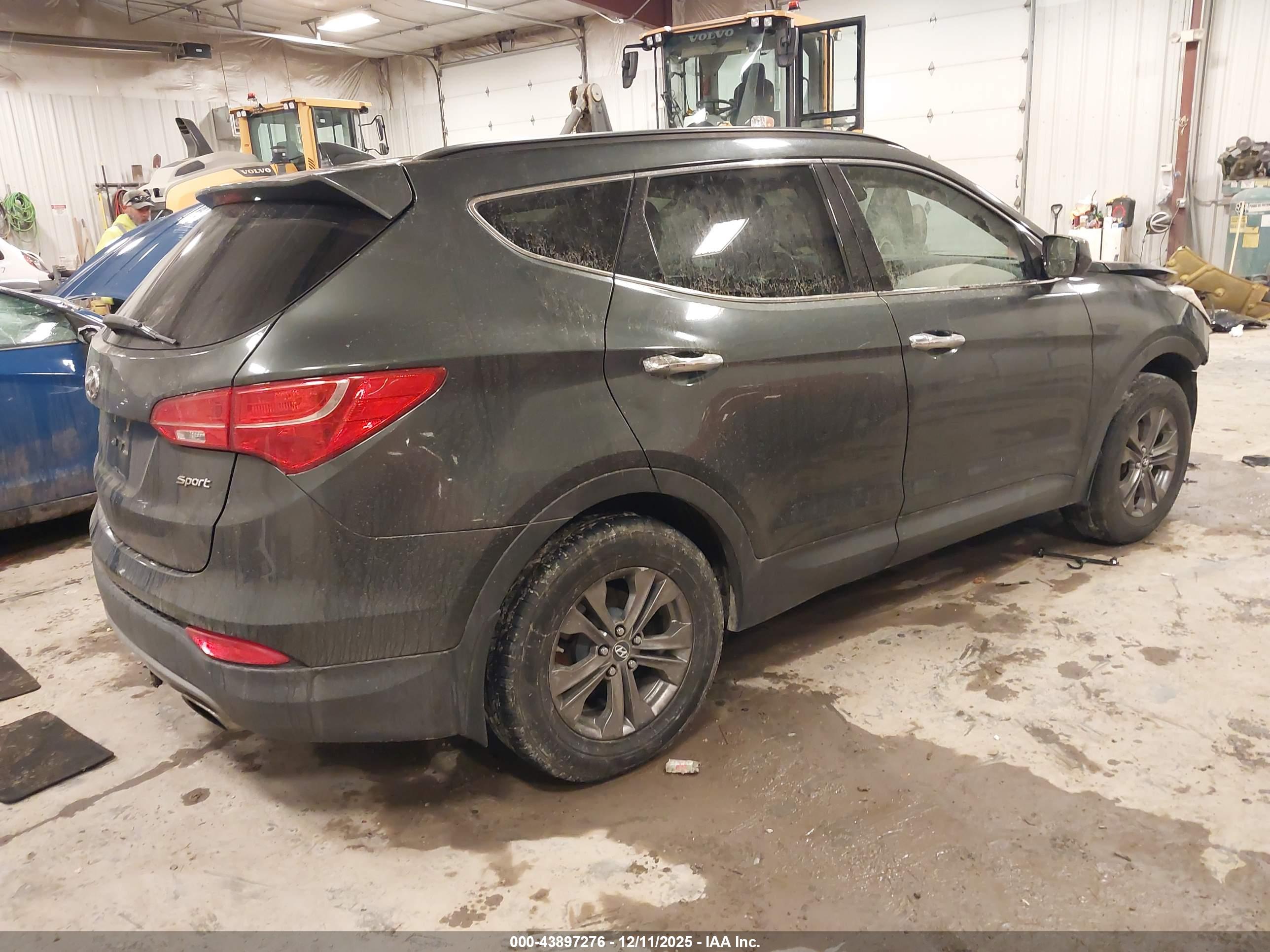HYUNDAI SANTA image 4