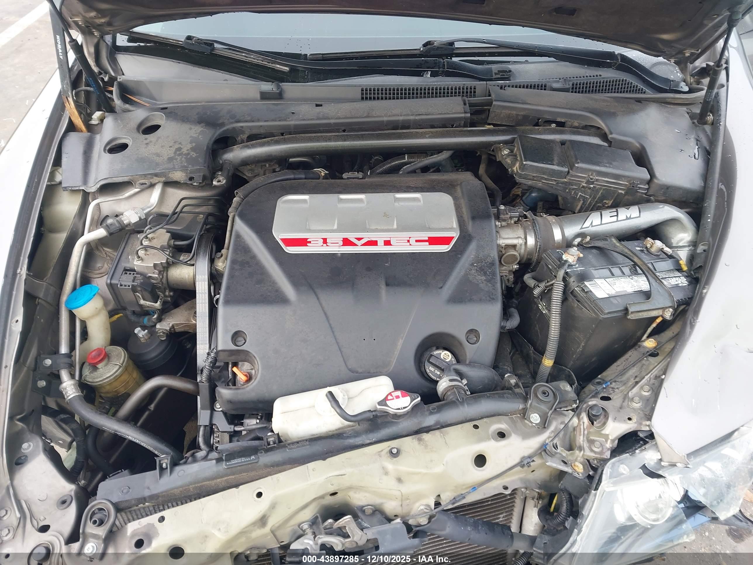 ACURA TL image 10