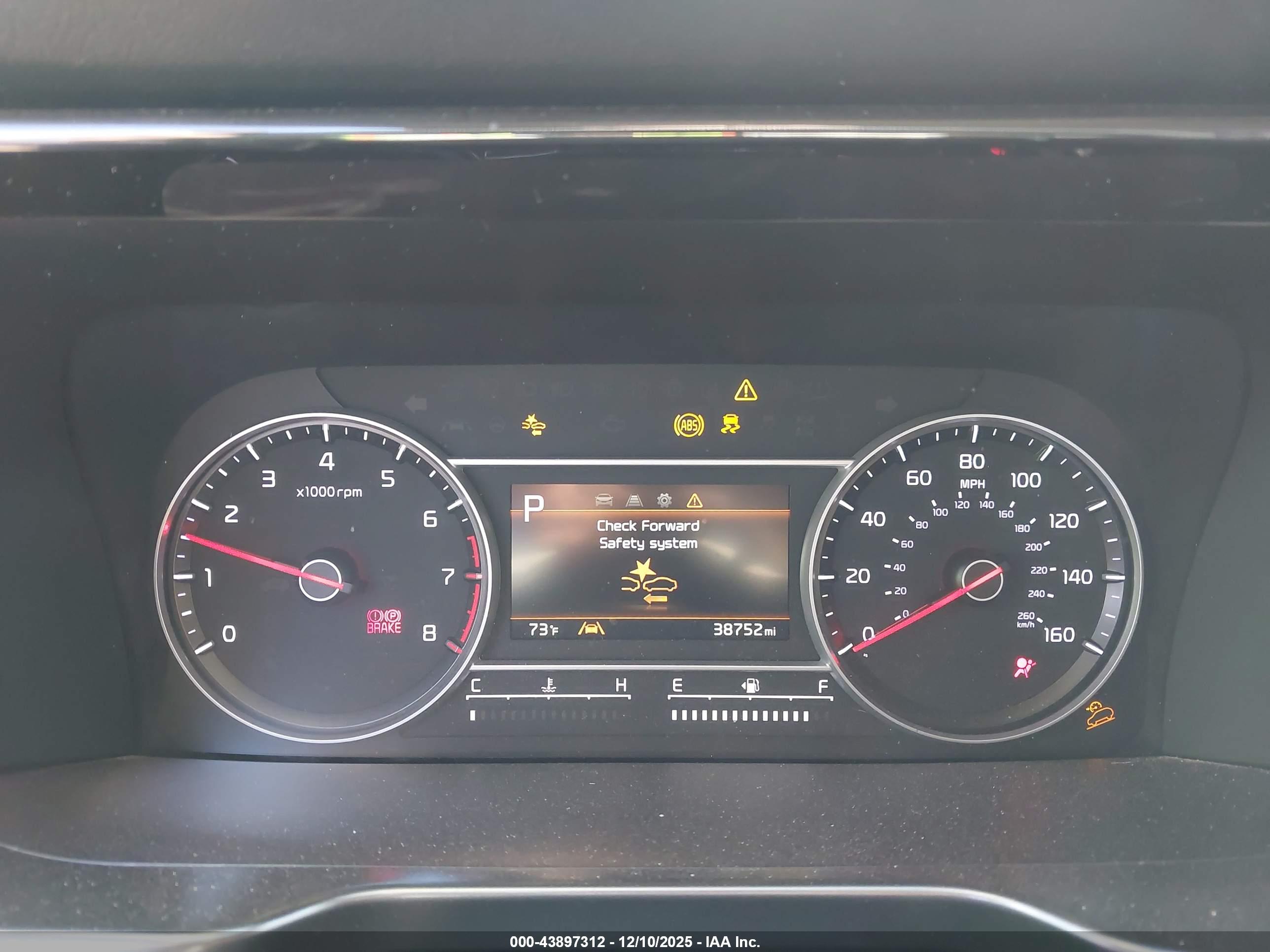 KIA SORENTO image 7