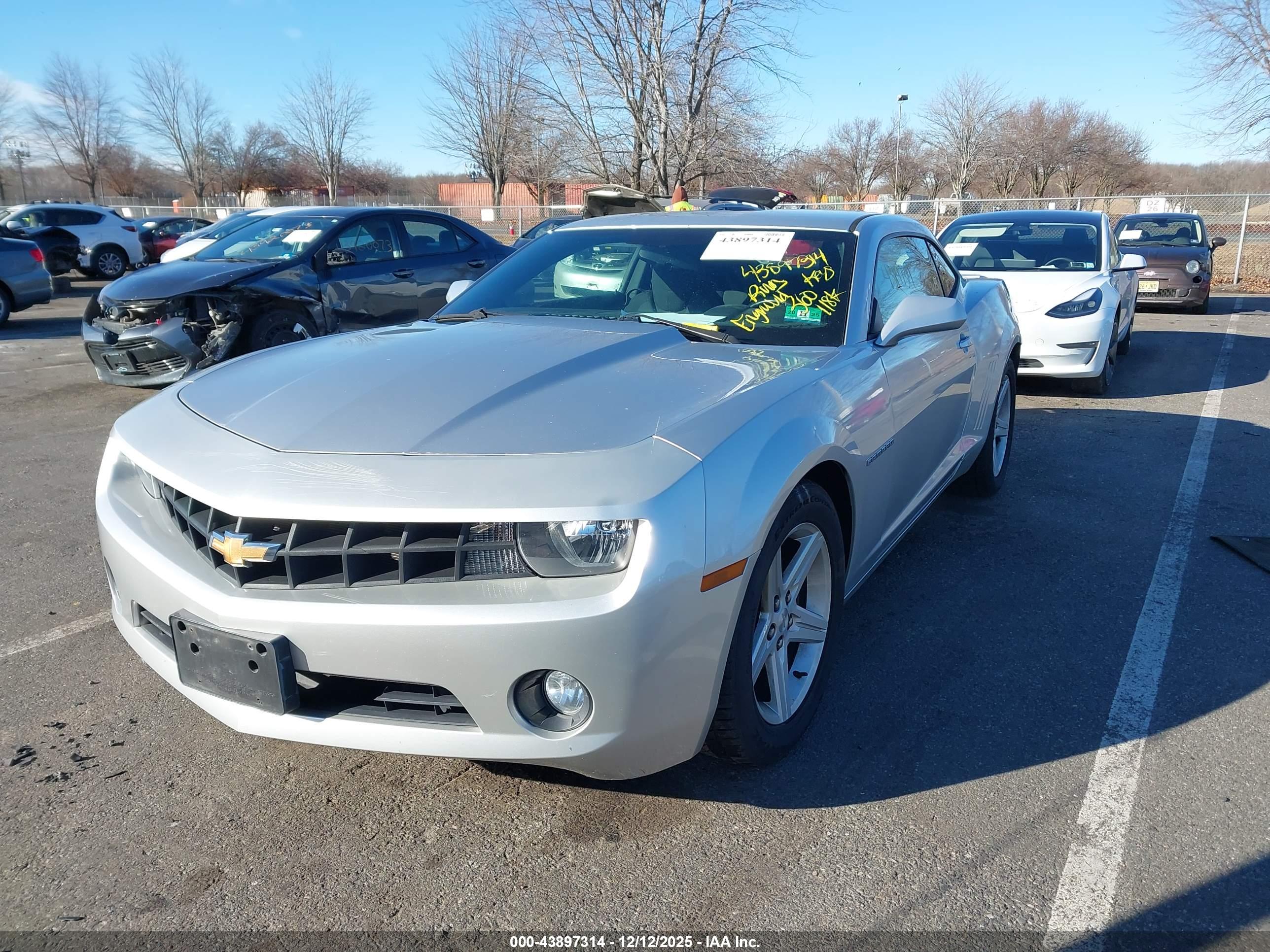 CHEVROLET CAMARO image 2