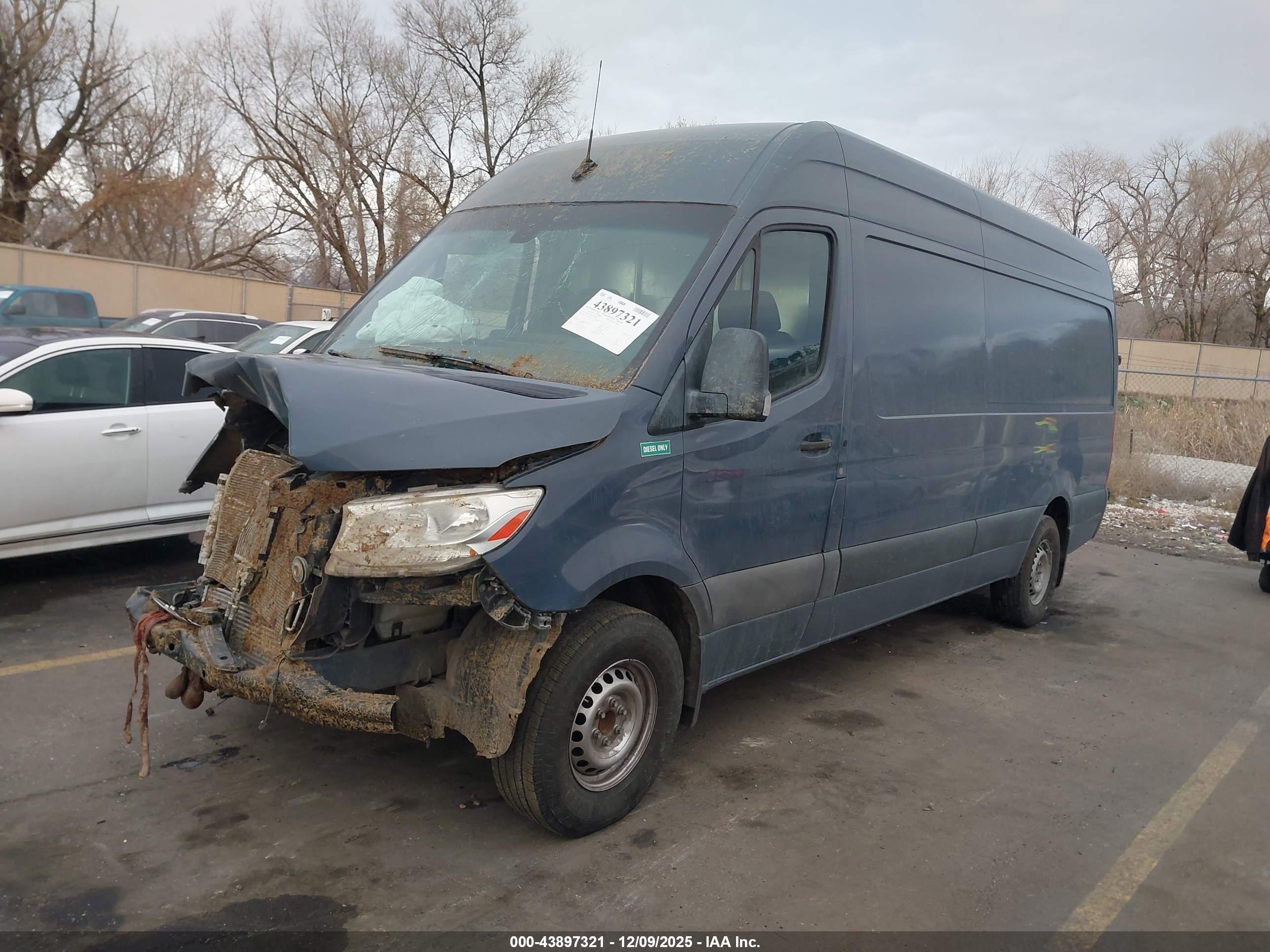 MERCEDES-BENZ SPRINTER image 2