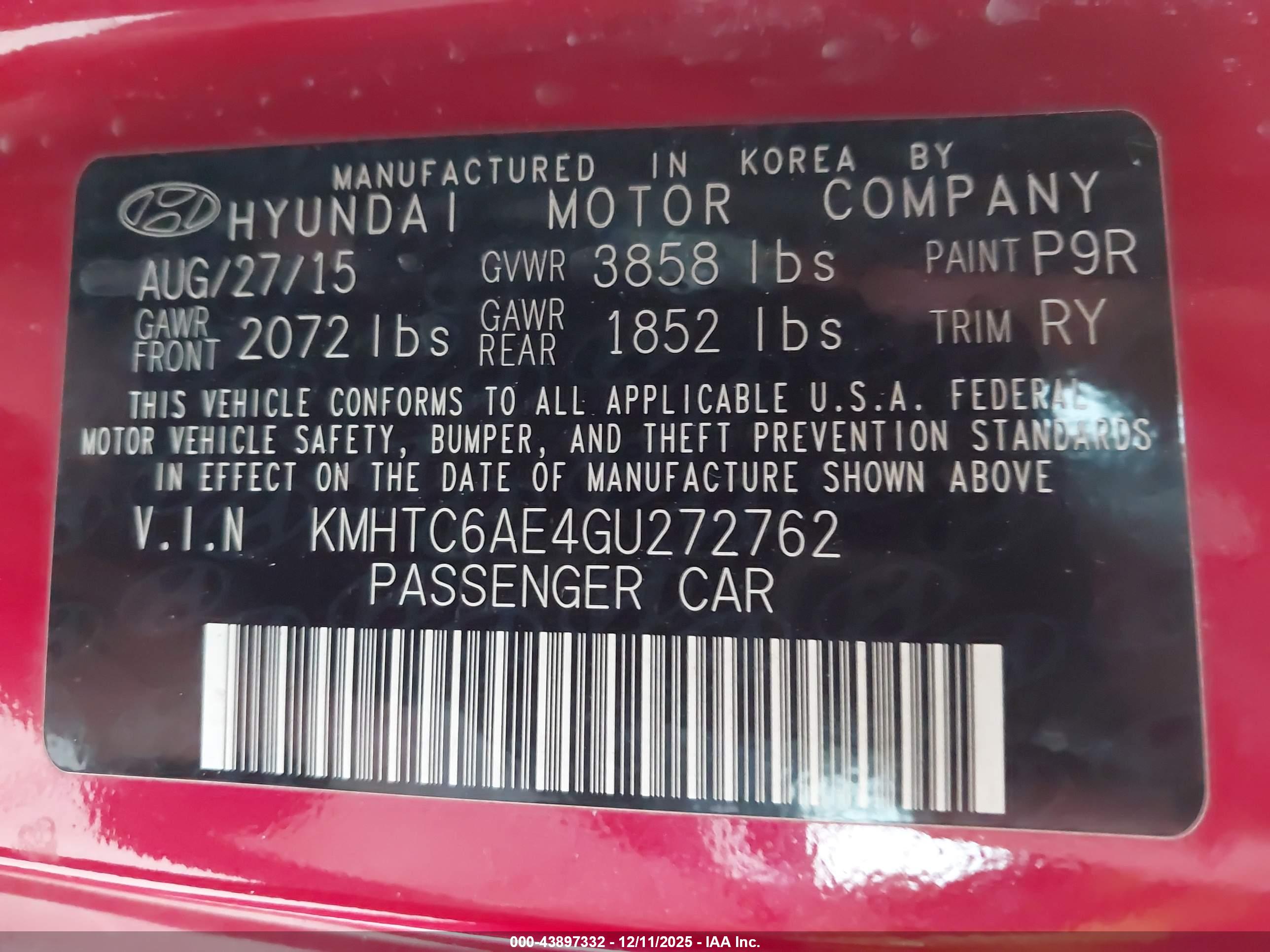 HYUNDAI VELOSTER image 9