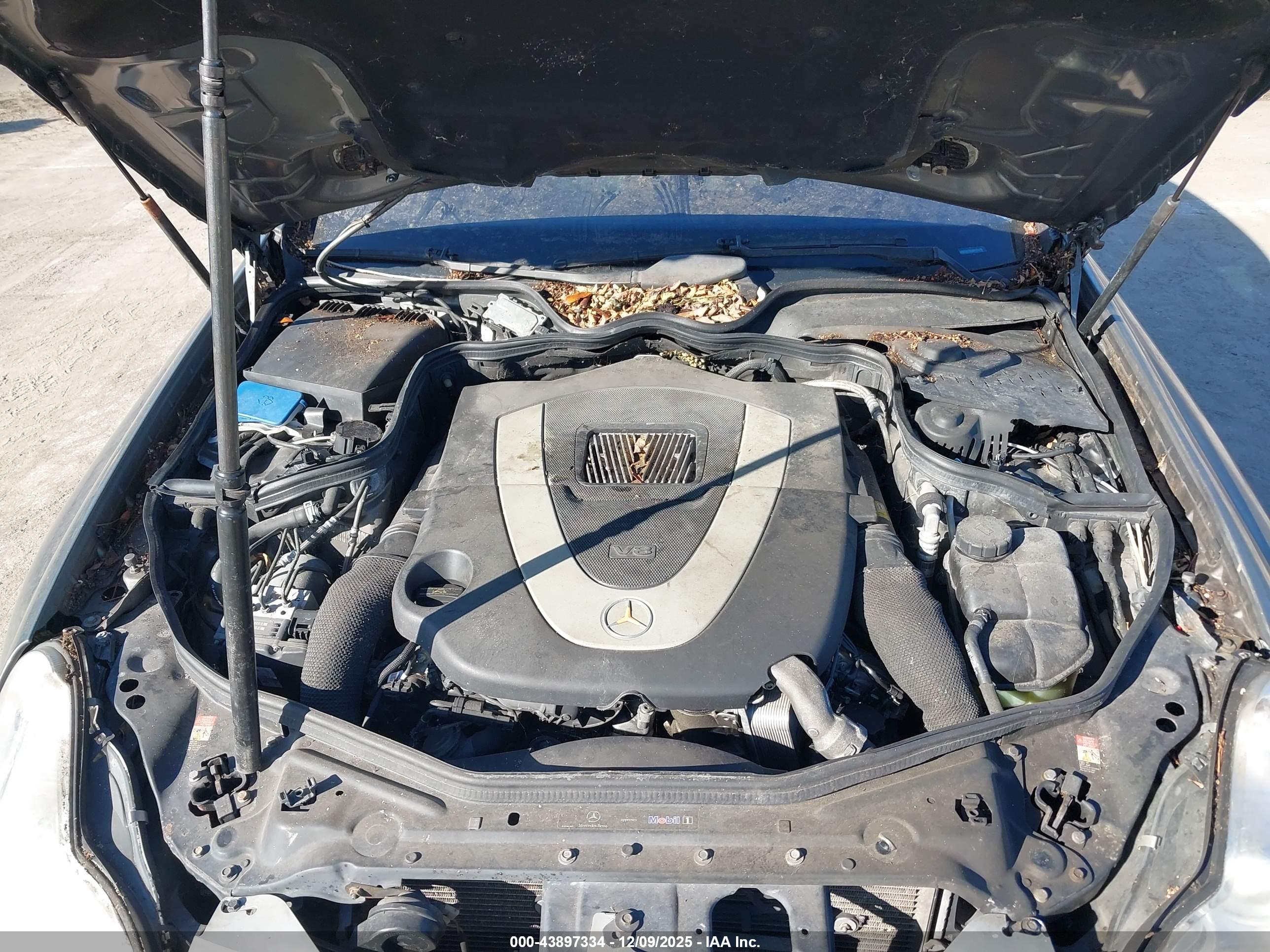 MERCEDES-BENZ CLS image 10