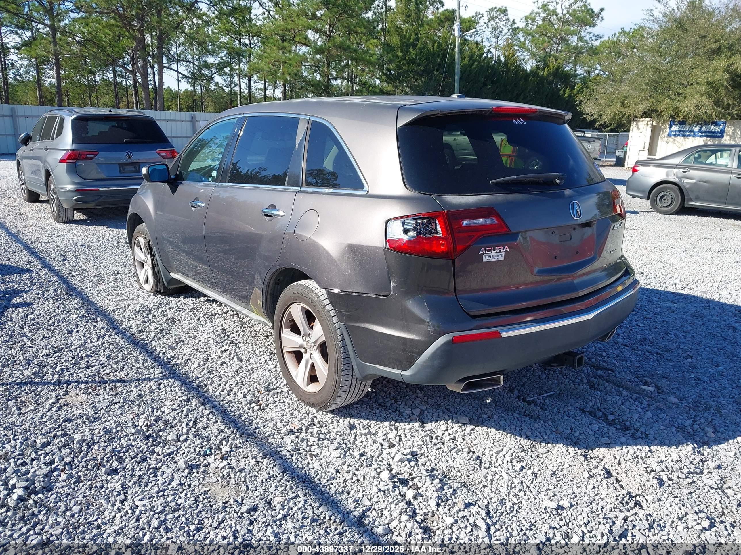 ACURA MDX image 3