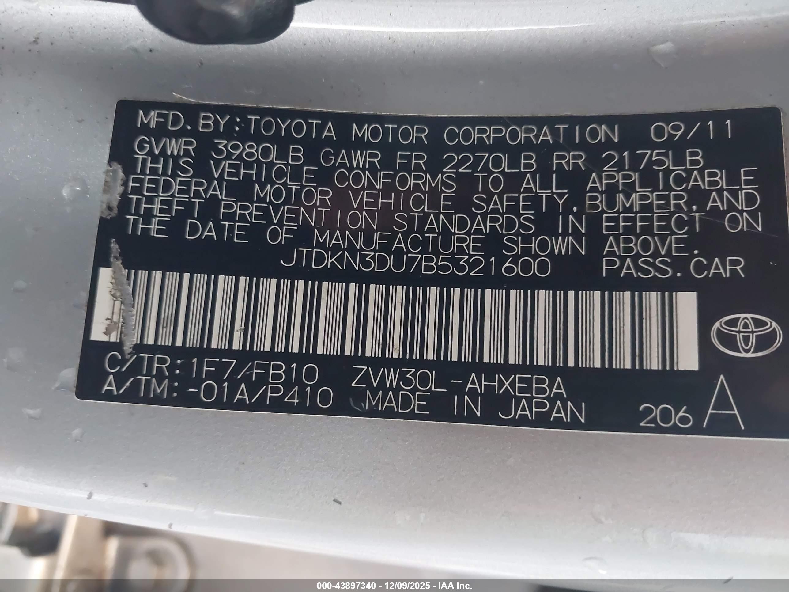 TOYOTA PRIUS image 9