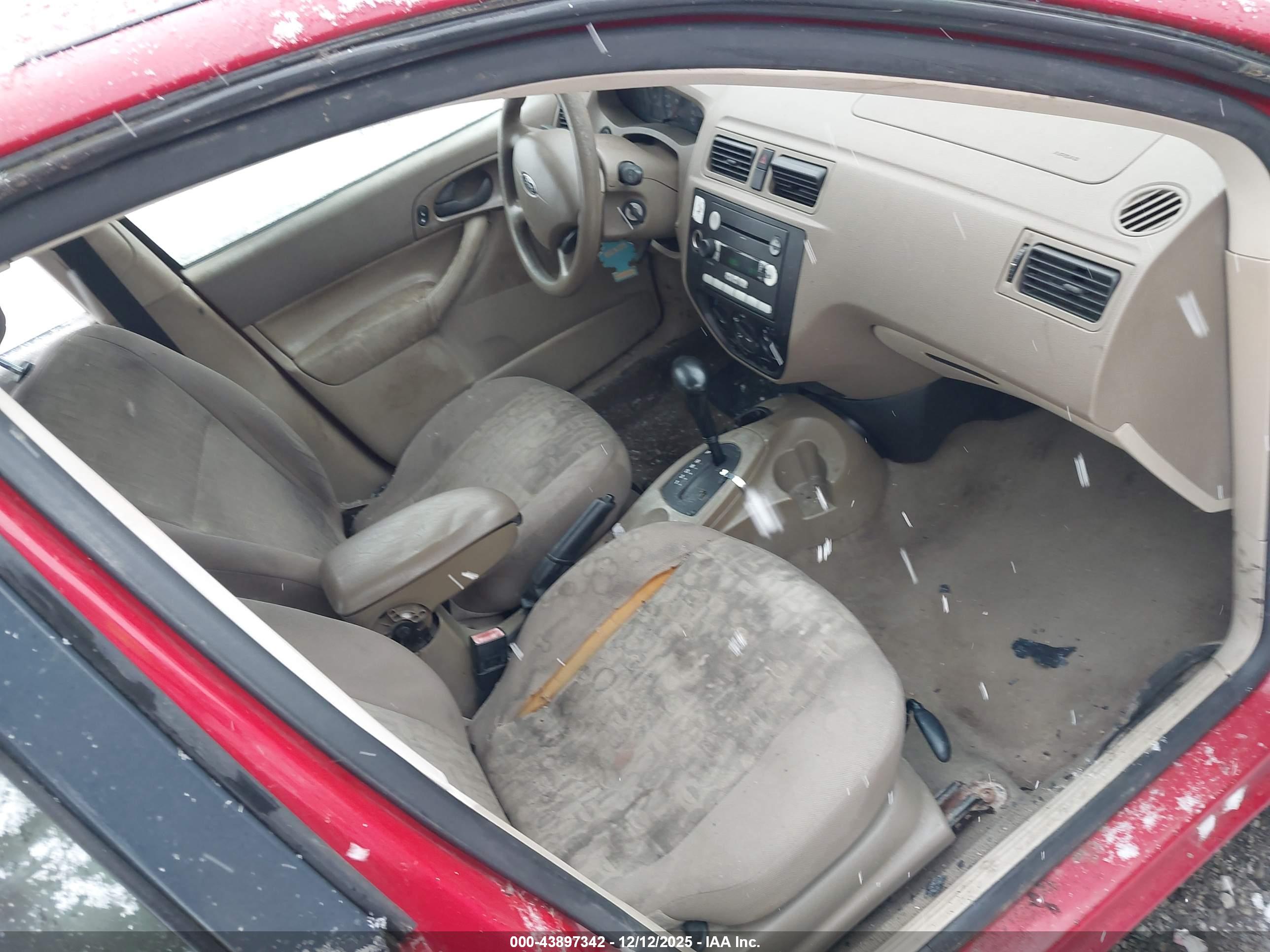 FORD FOCUS image 5