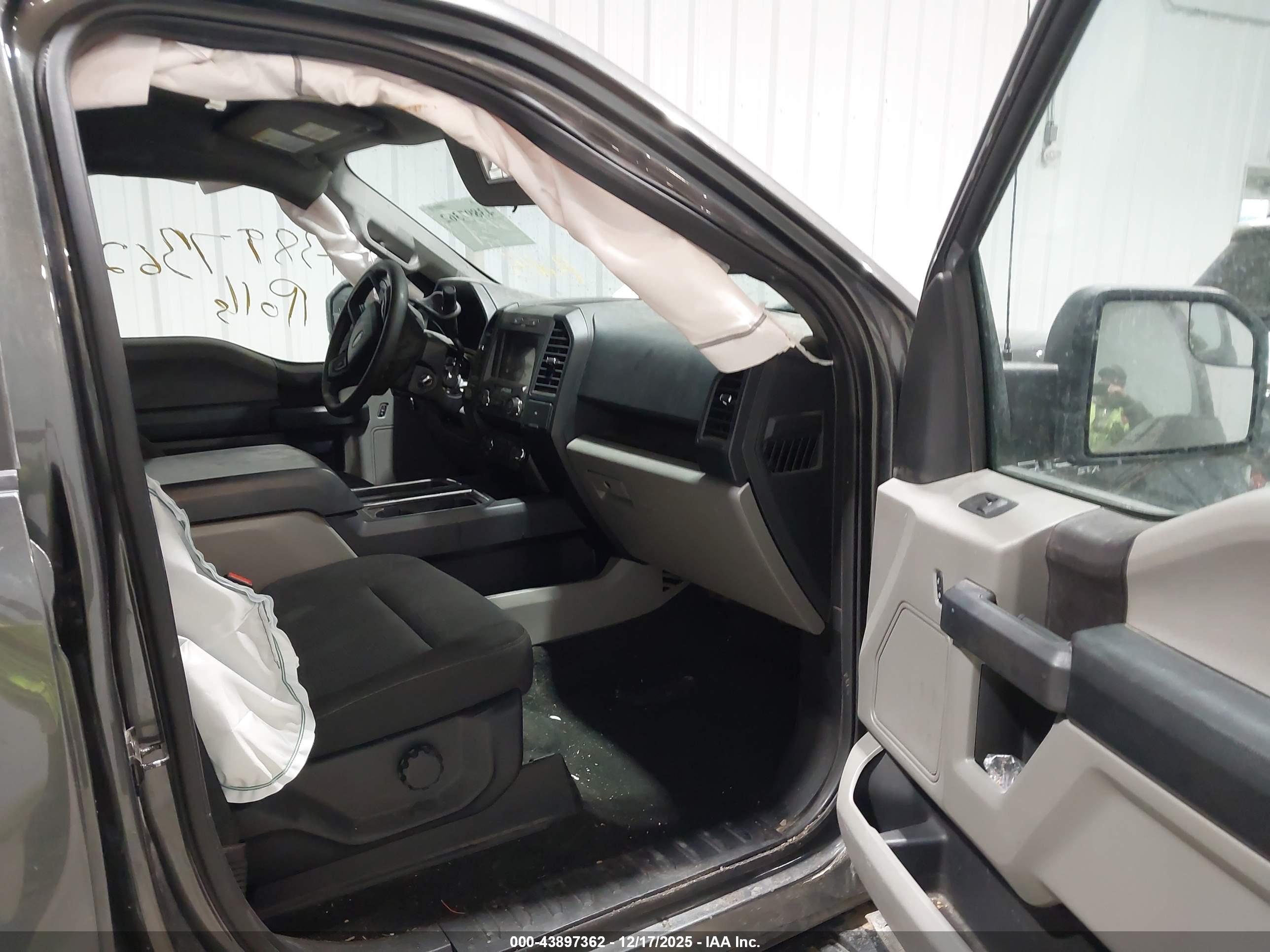 FORD F-150 image 5