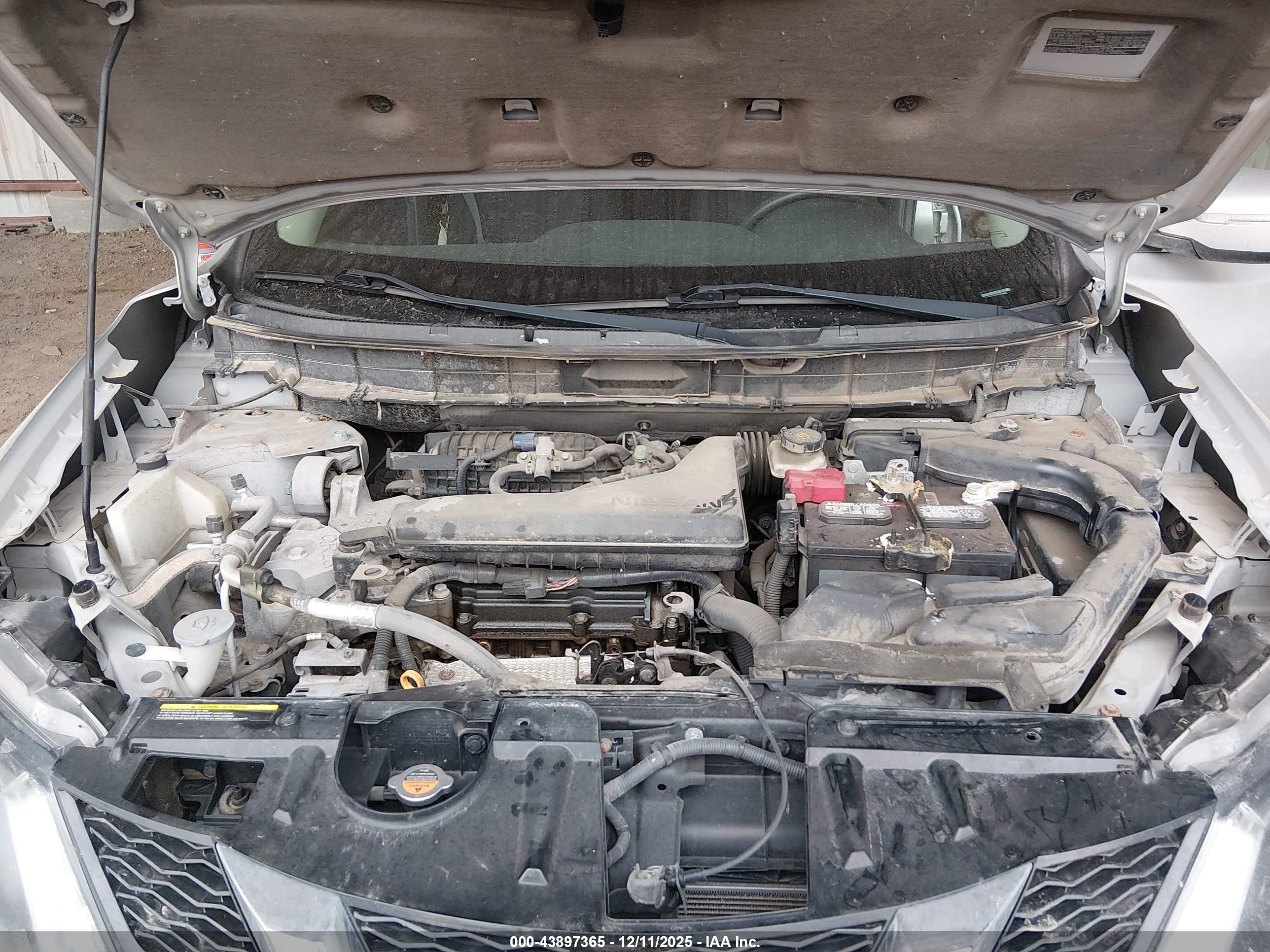 NISSAN ROGUE image 10