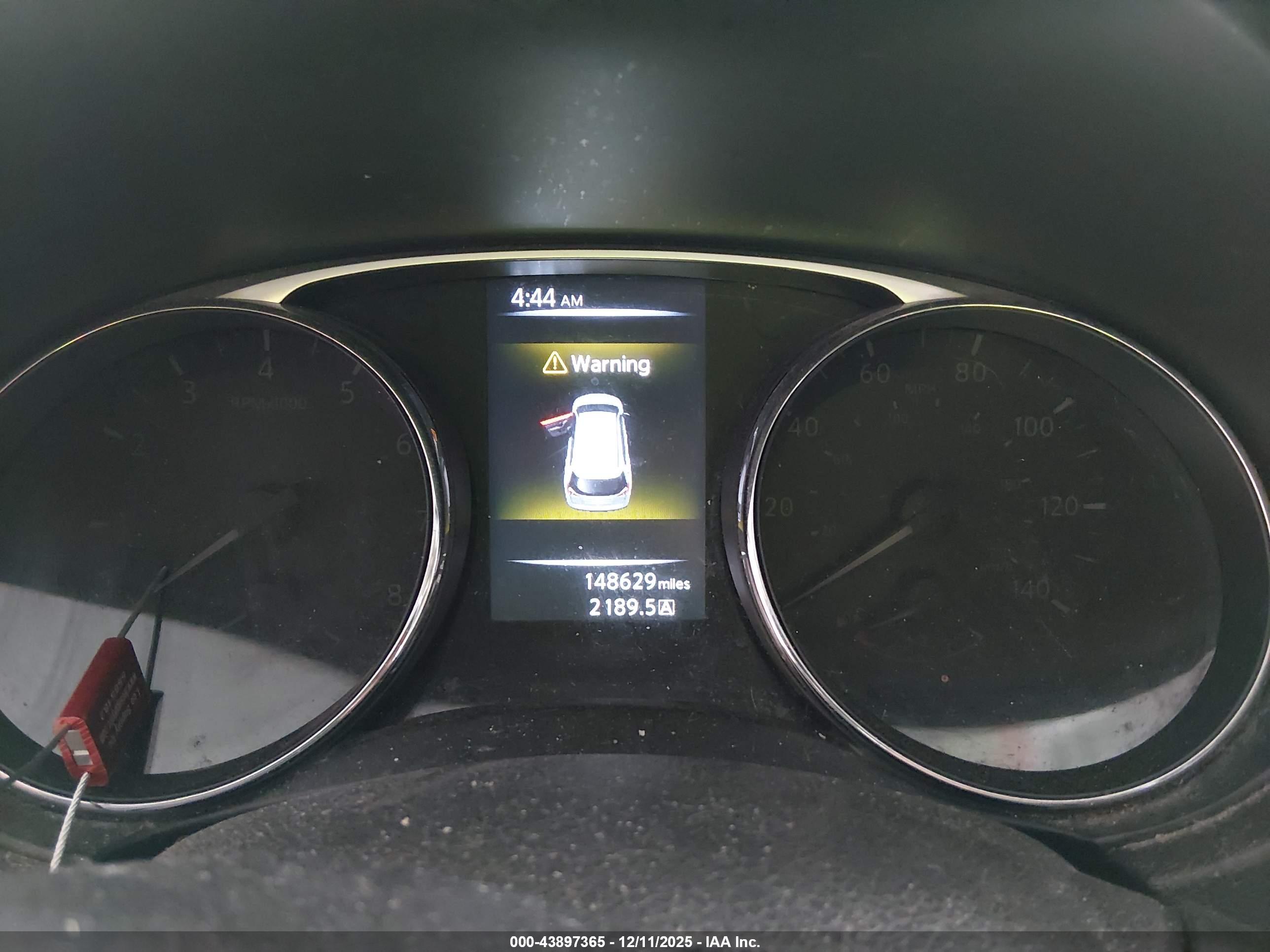 NISSAN ROGUE image 7