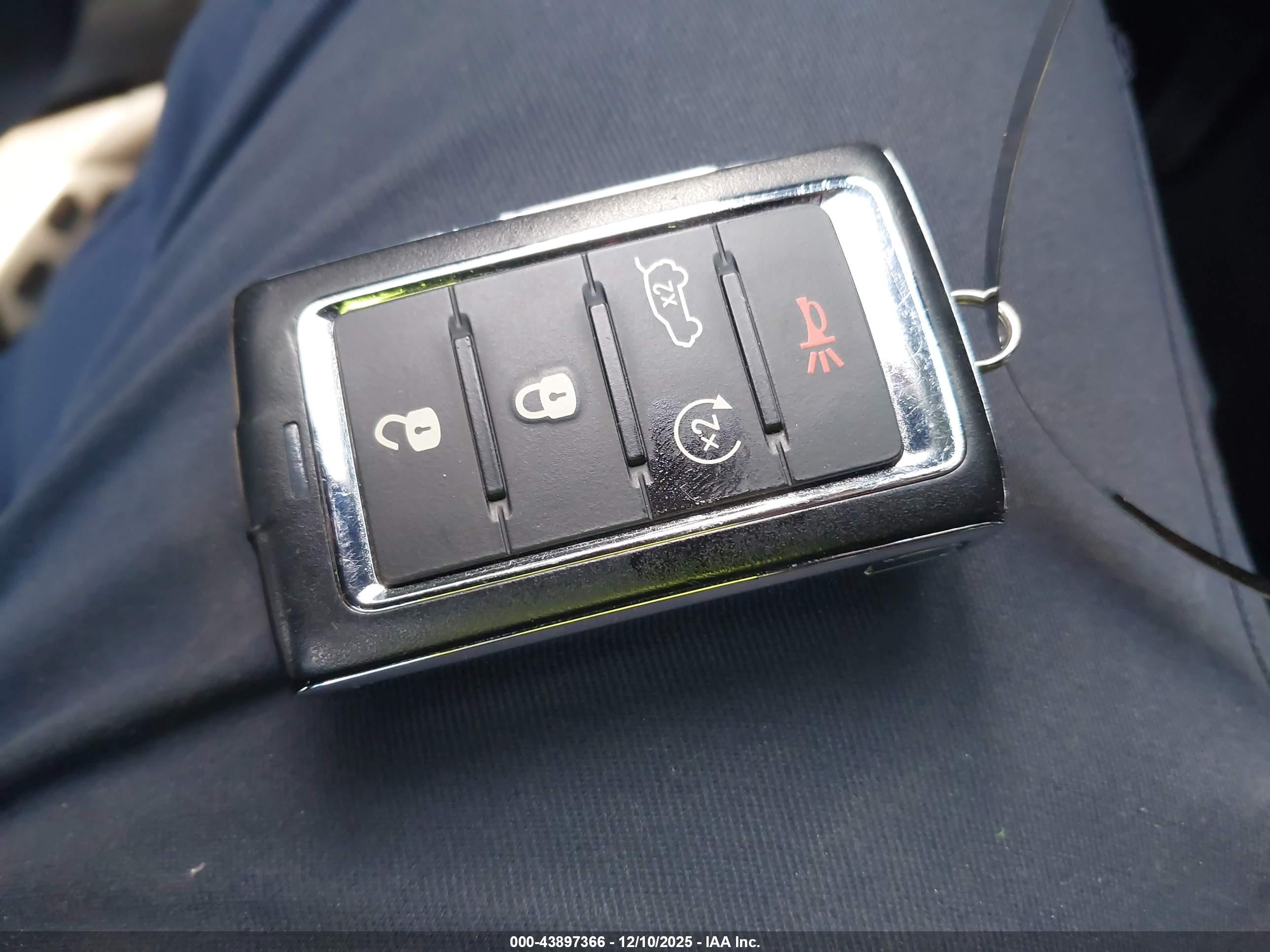 JEEP GRAND image 11