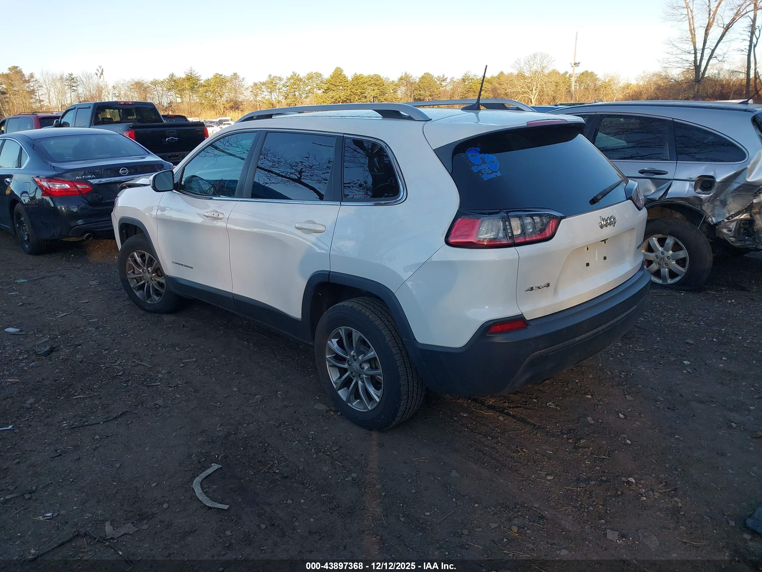 JEEP CHEROKEE image 3